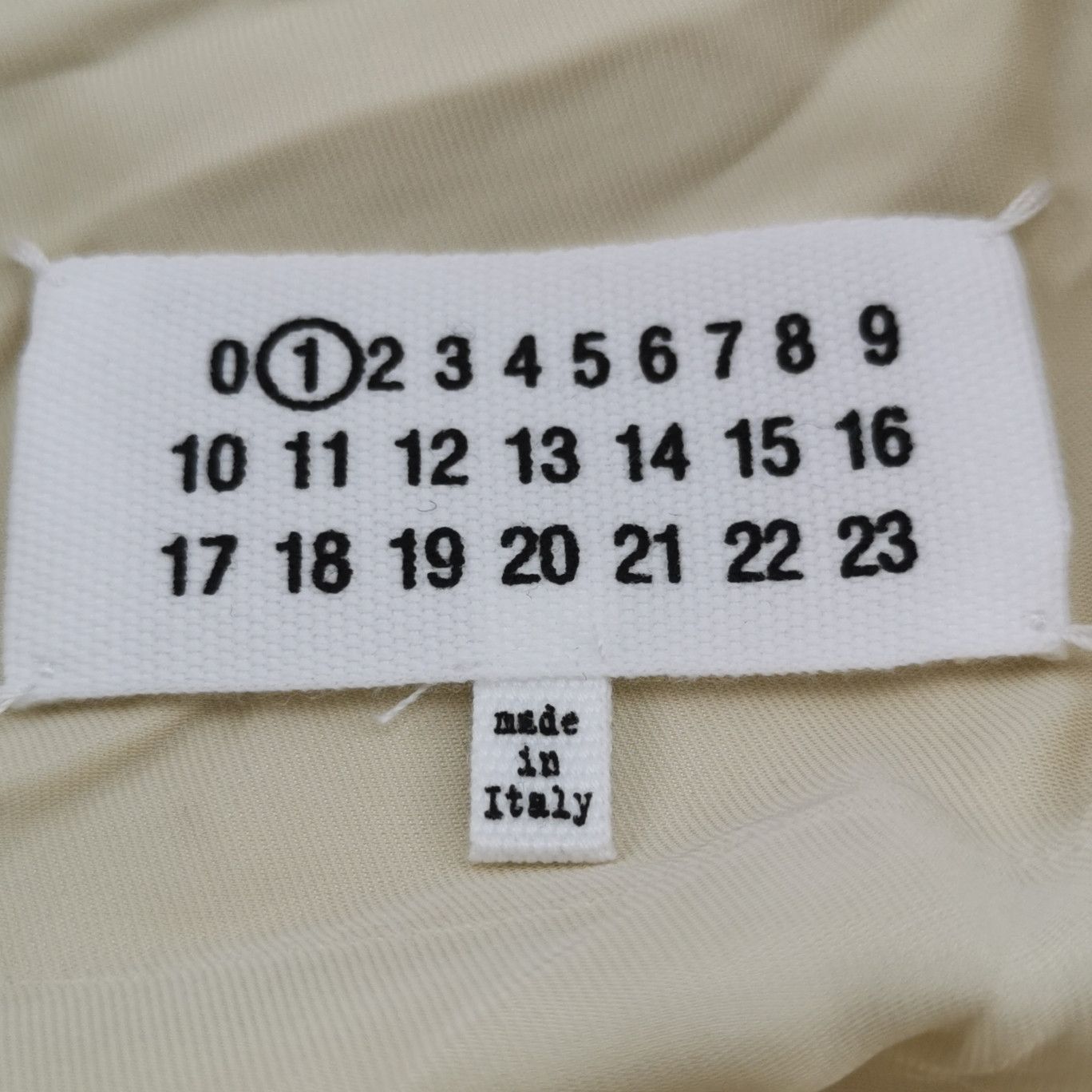 Maison Margiela Maison Margiela Beige Silk Blend Button Up Shirt Size 36 Size XS / US 0-2 / IT 36-38 - 4 Thumbnail