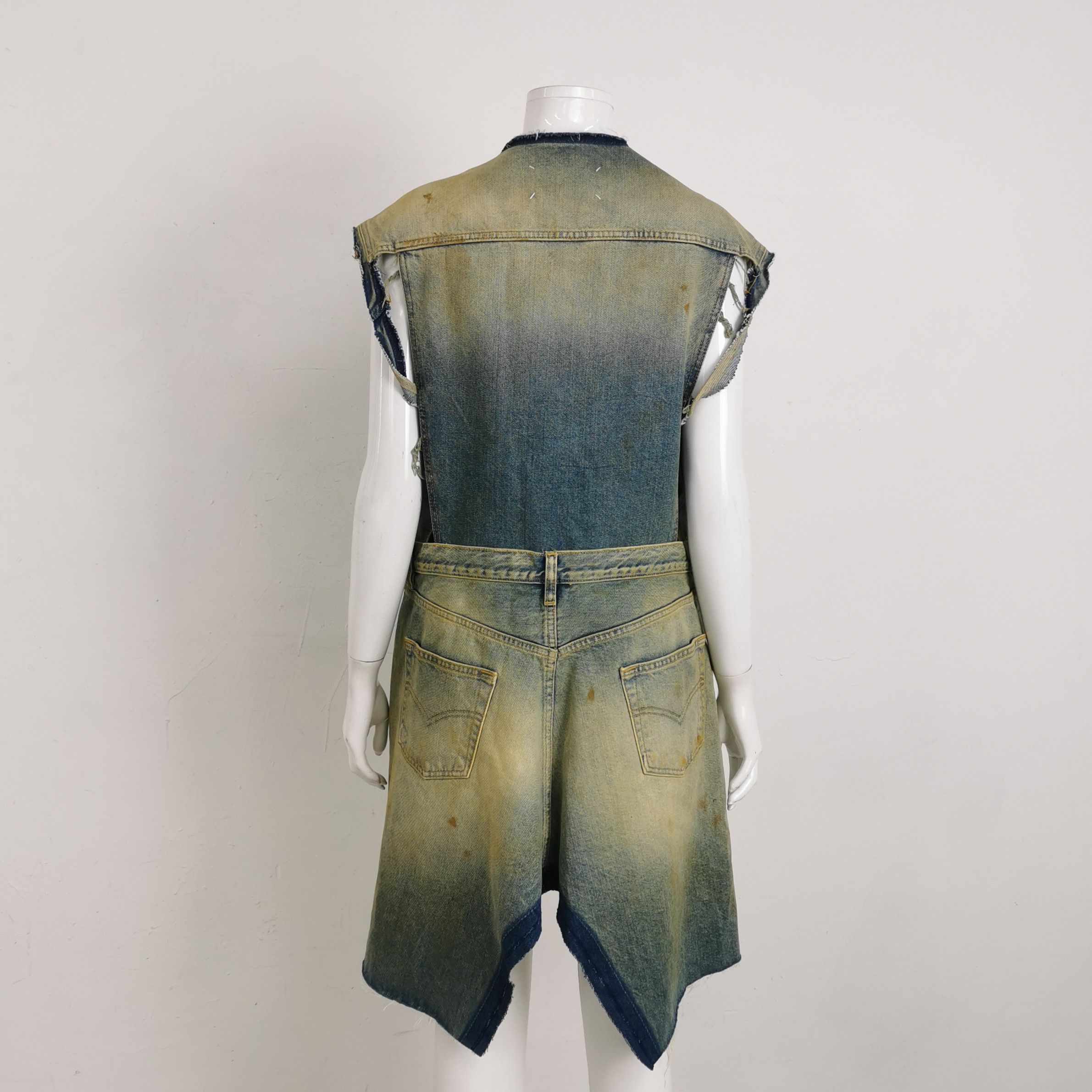 Maison Margiela Maison Margiela Distressed Denim Vest Size 36 Size XS / US 0-2 / IT 36-38 - 2 Thumbnail