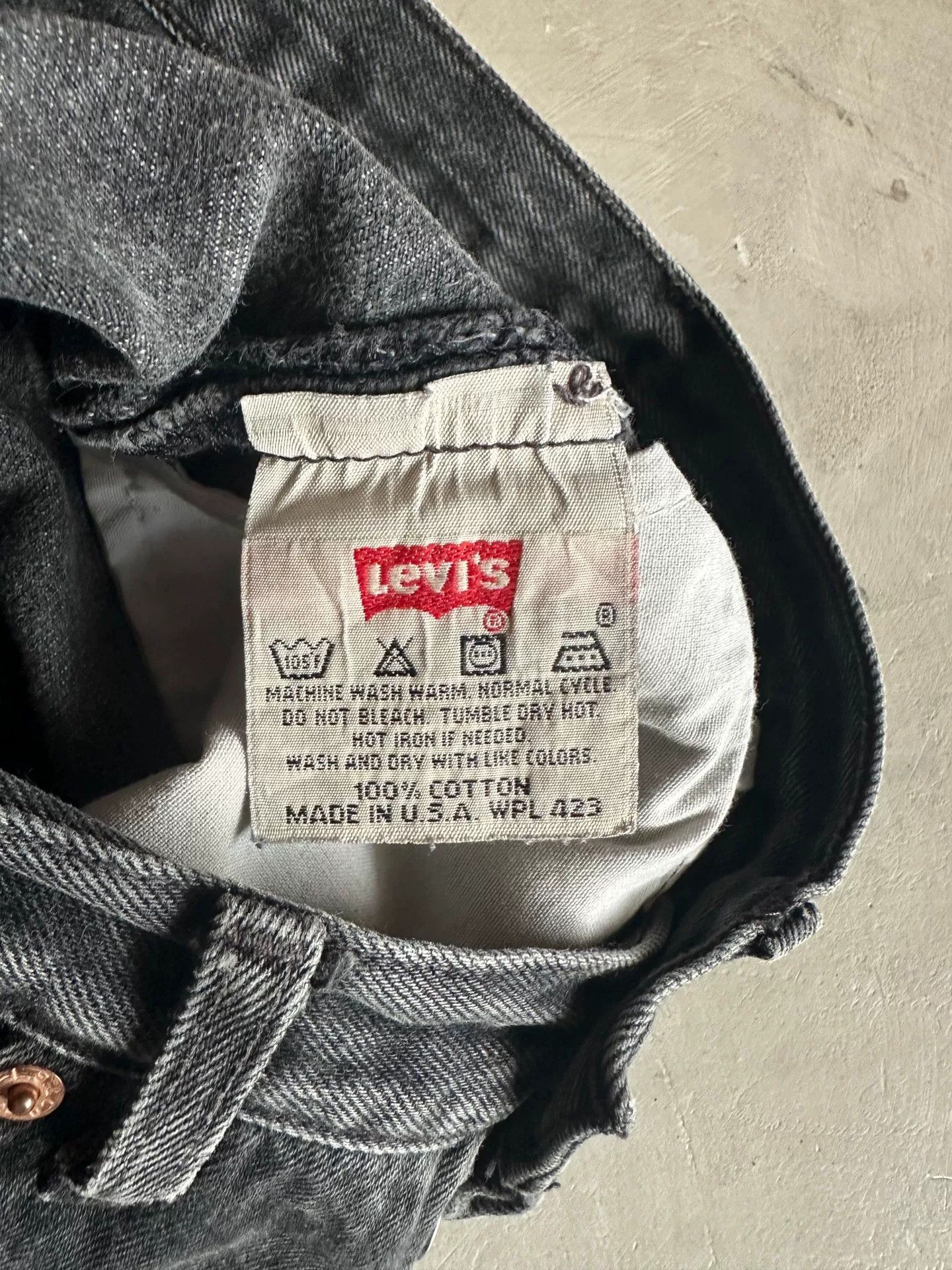 Vintage Vintage Levis 501 Black Women's Jeans Size 28" / US 6 / IT 42 - 5 Thumbnail