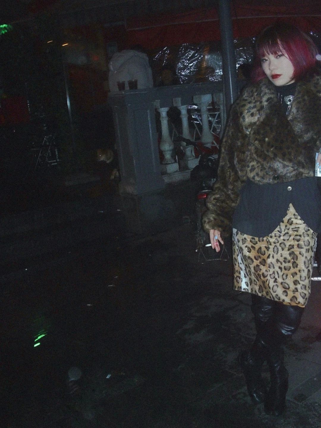 Italia Independent Vintage Leopard Fur Pencil Skirt Y2K Size 22" - 9 Thumbnail