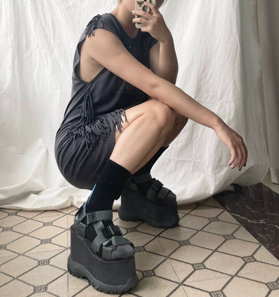 Vintage Y2K Futuristic Thick Sole Platform Sandals Size US 4.5 / IT 34.5 - 6 Thumbnail