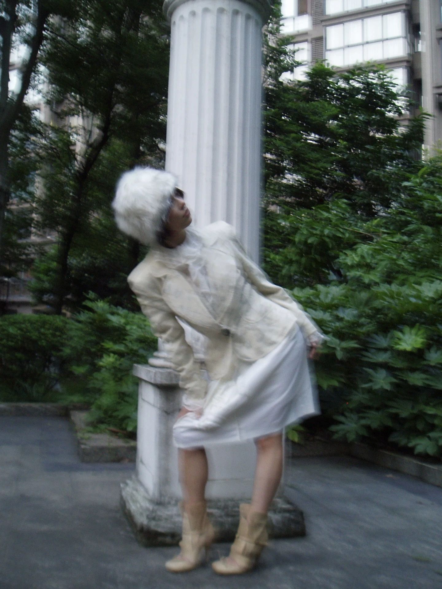 Miu Miu MiuMiu Cream White Pleated 3D Flower Skirt Size 36" / US 14 / IT 50 - 8 Thumbnail