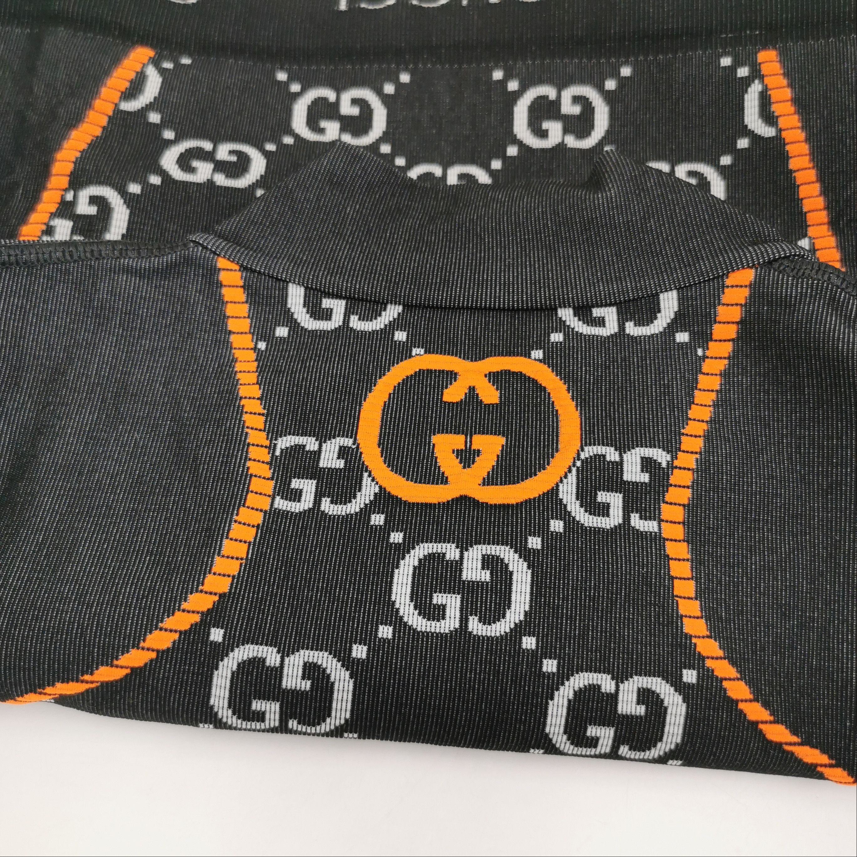 Gucci Gucci Monogram Crop Top Size L Size L / US 10 / IT 46 - 4 Thumbnail
