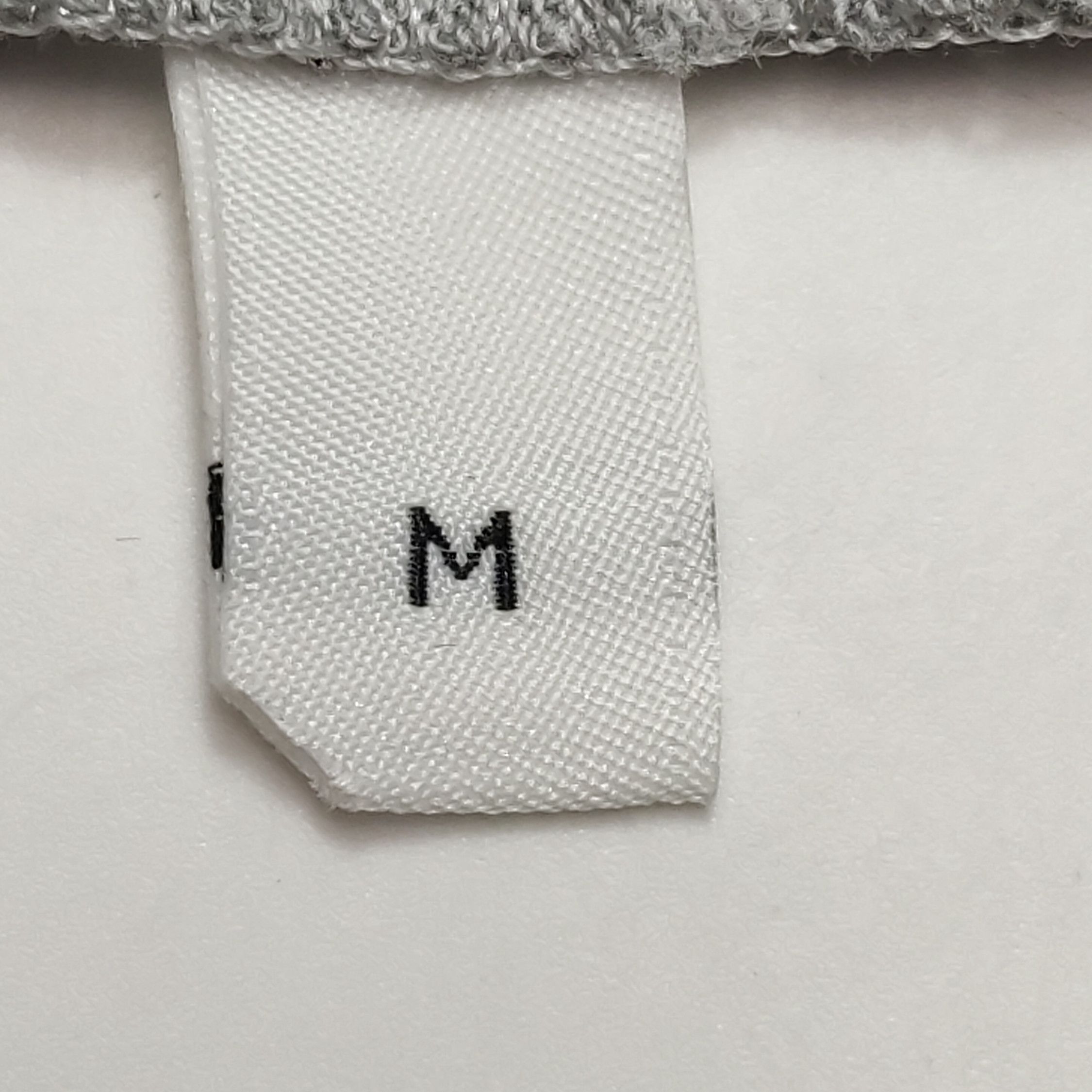 Gucci Gucci Metallic Logo T-Shirt Size M Size US M / EU 48-50 / 2 - 9 Thumbnail