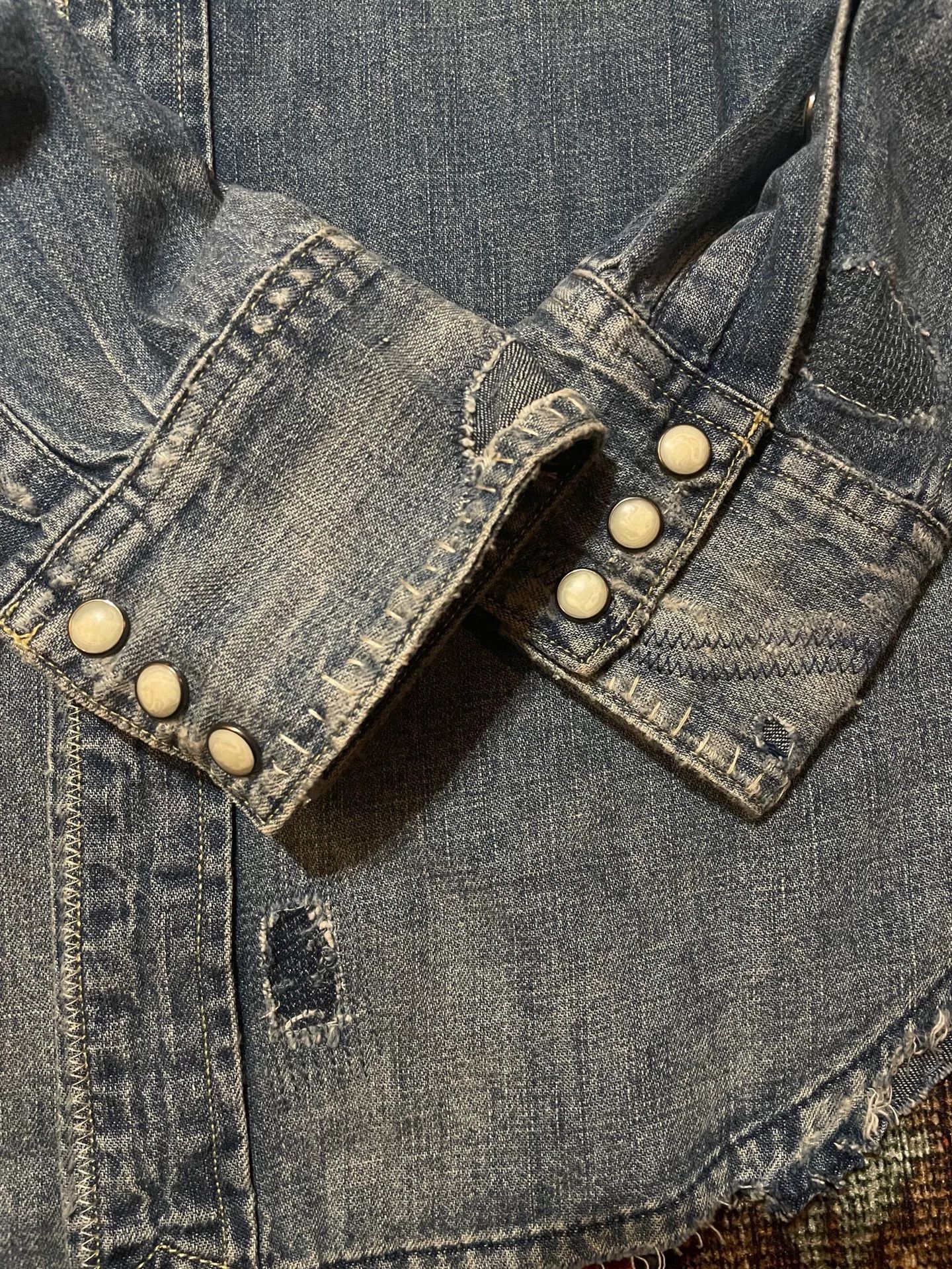 Ralph Lauren Ralph Lauren Distressed Patch Western Denim Shirt Size US S / EU 44-46 / 1 - 7 Thumbnail