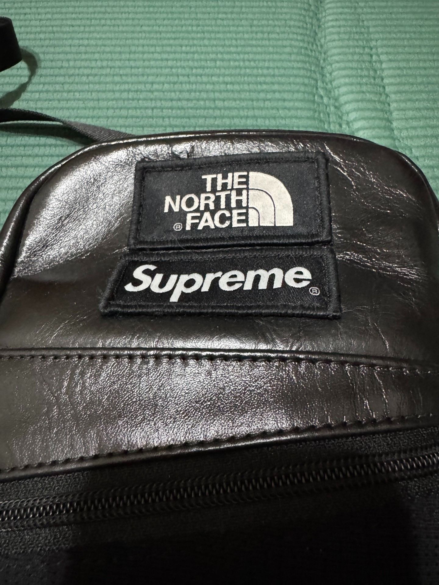 Supreme Supreme x The North Face Lambskin Crossbody Bag Size ONE SIZE - 3 Thumbnail