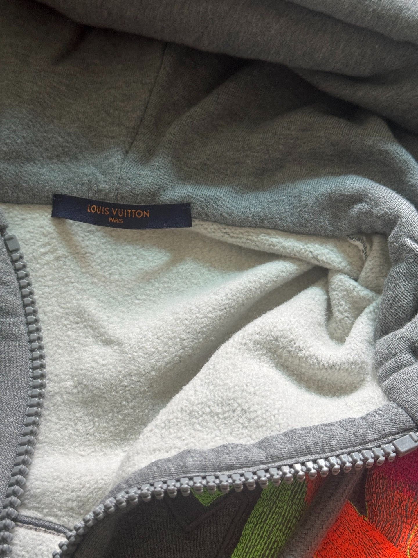 Louis Vuitton Louis Vuitton Gray Graffiti Logo Hooded Jacket Size US XS / EU 42 / 0 - 7 Thumbnail