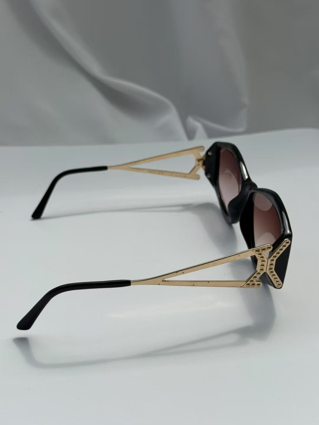 Paloma Picasso Paloma Picasso Sunglasses Size ONE SIZE - 3 Thumbnail