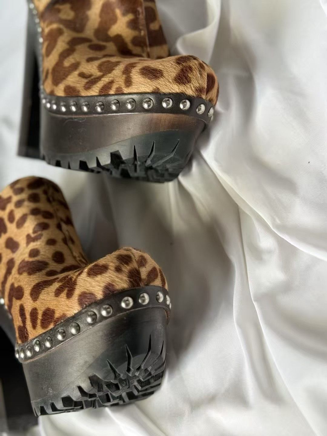 Miu Miu Miu Miu Leopard Print High Heels Size US 7 / IT 37 - 8 Thumbnail