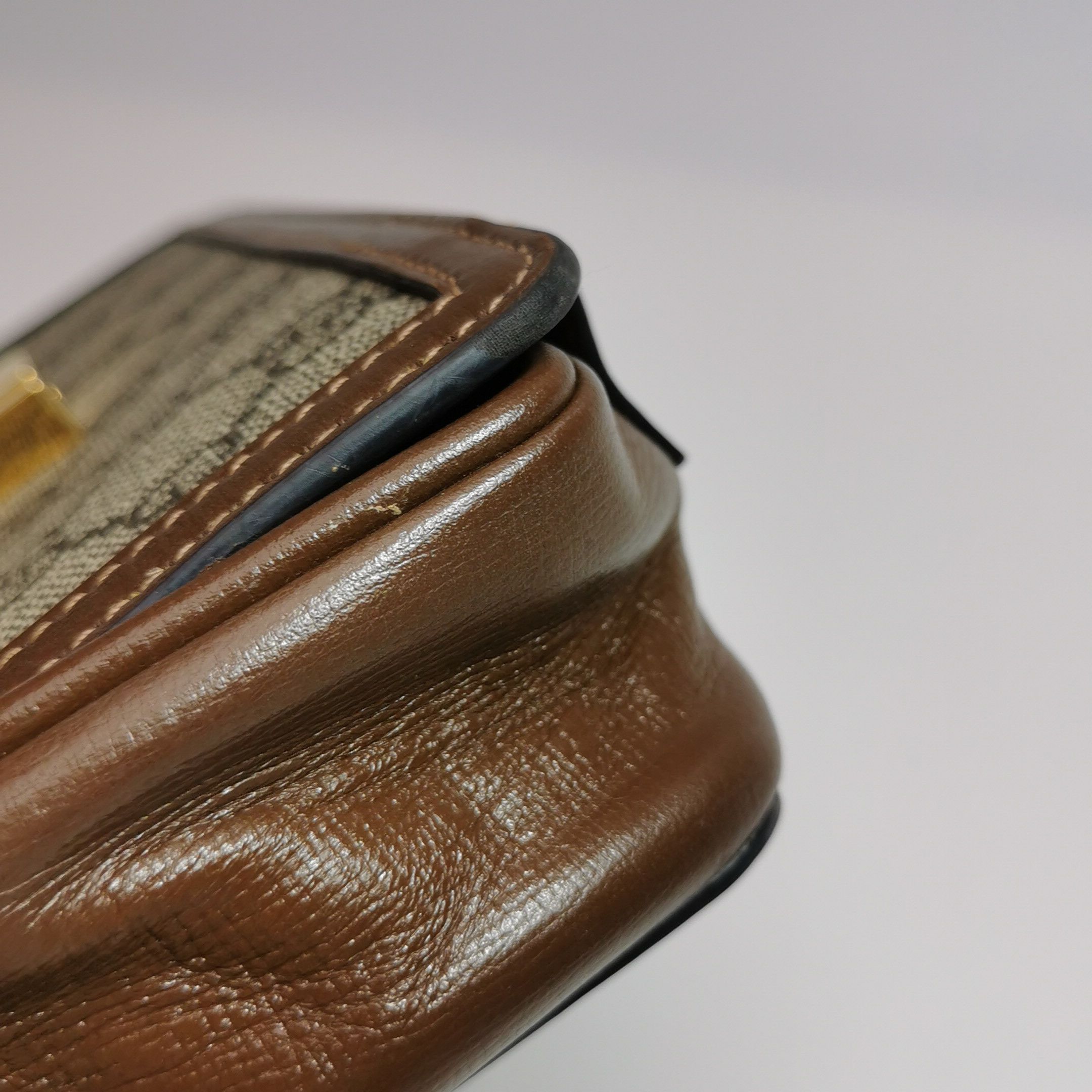 Gucci Gucci Women os Crossbody Bags Size ONE SIZE - 24 Thumbnail