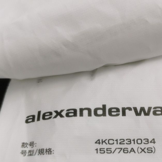 Alexander Wang Alexander Wang Logo Crop Top Size XS Size XS / US 0-2 / IT 36-38 - 9 Thumbnail