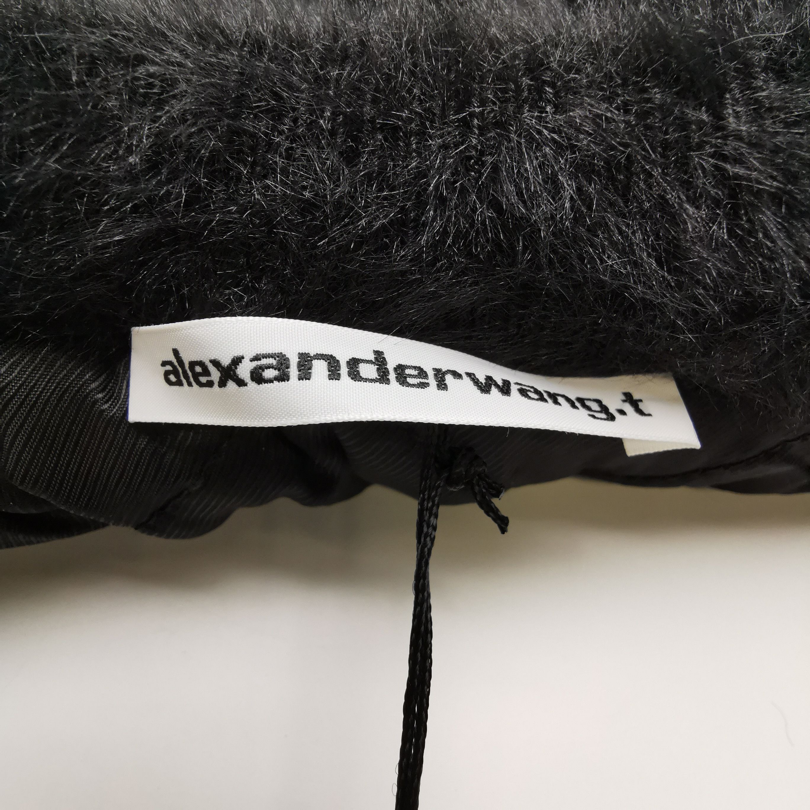 Alexander Wang Alexander Wang Faux Fur Crewneck Jacket Size S Size S / US 4 / IT 40 - 5 Thumbnail