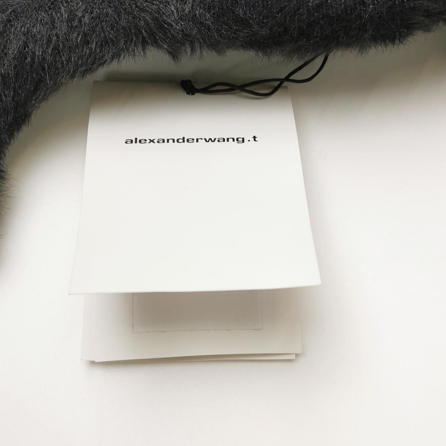 Alexander Wang Alexander Wang Faux Fur Crewneck Jacket Size S Size S / US 4 / IT 40 - 4 Thumbnail