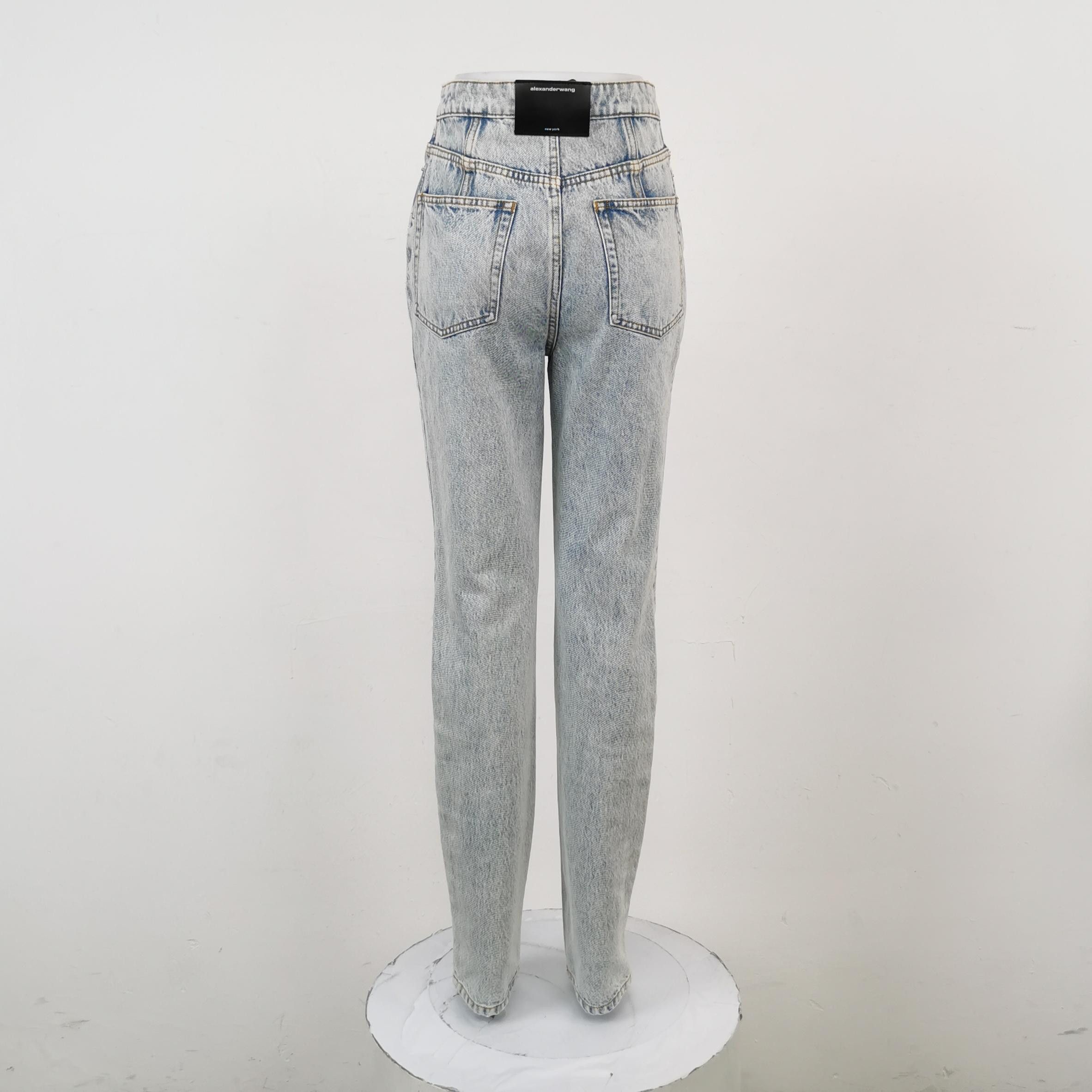 Alexander Wang Alexander Wang Distressed Light Wash Jeans Size 25 Size 25" / US 0 / IT 36 - 2 Thumbnail