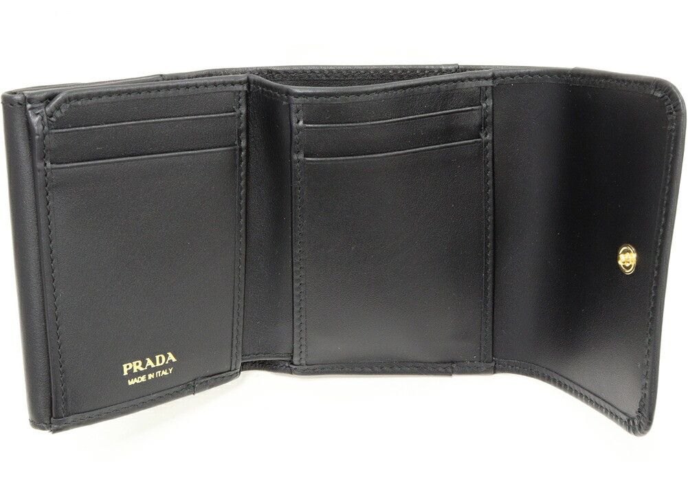 Prada Prada Prada Triangle Calf Leather Trifold Wallet Leather Short Wallet 1MH043 DUTY FREE for USA Size ONE SIZE - 3 Thumbnail