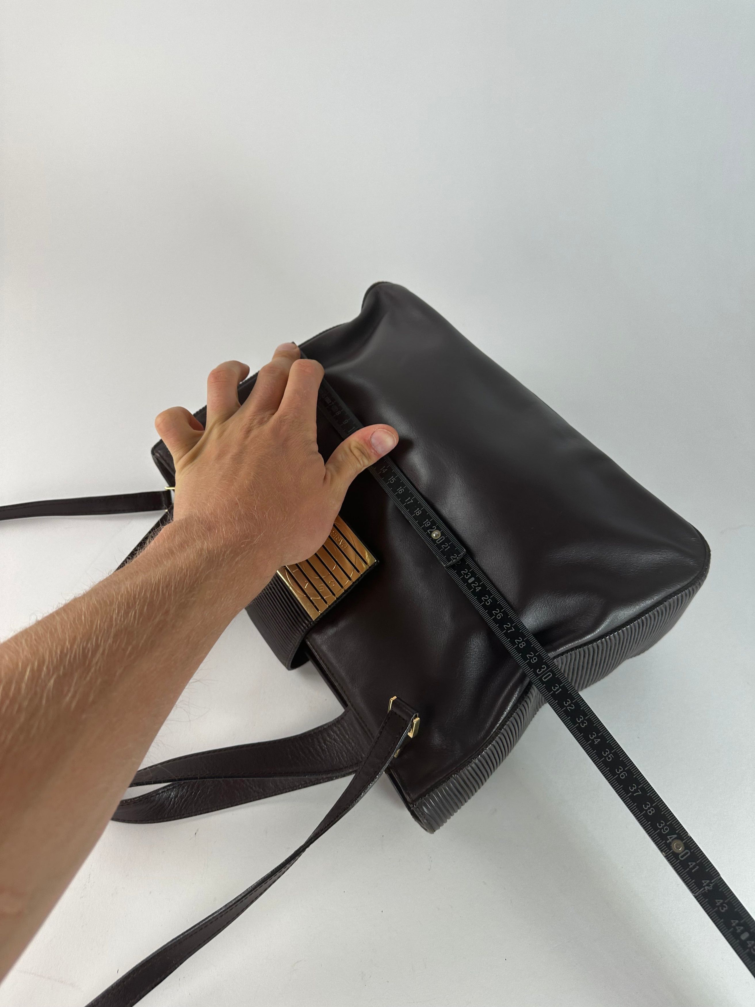 Celine Vintage Smooth Leather Tote Y2K Dark Brown Gold Size ONE SIZE - 11 Thumbnail