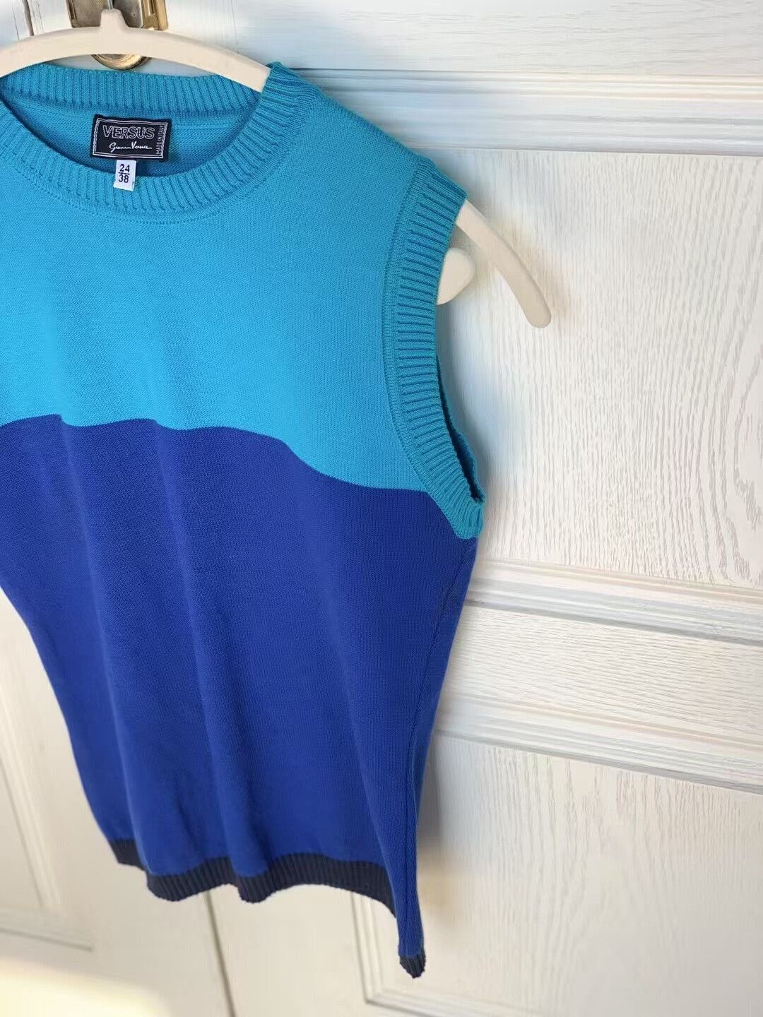 Versus Versus Sleeveless Knit Top Size S / US 4 / IT 40 - 9 Thumbnail