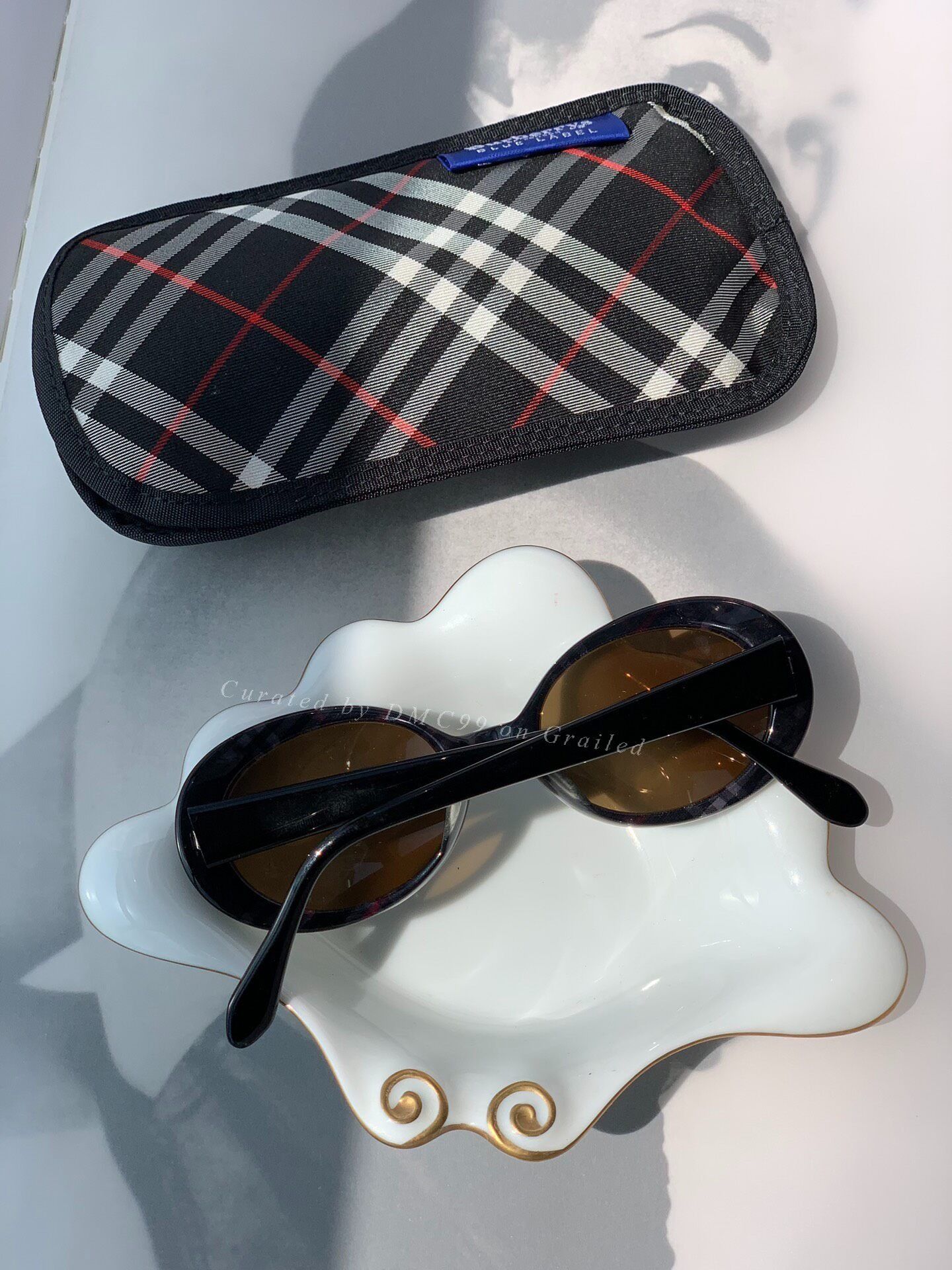 Burberry Burberry Vintage Sunglasses Size ONE SIZE - 2 Thumbnail