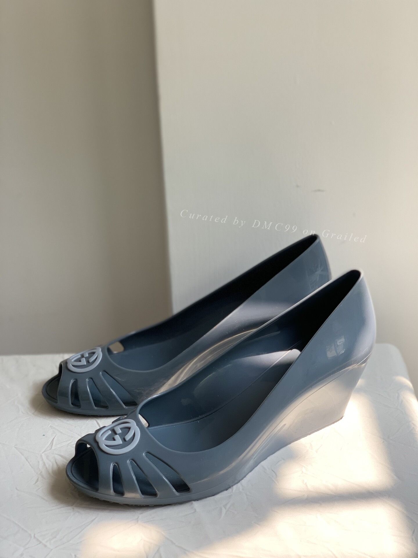 Gucci Gucci Vintage Peep-Toe Jelly Shoes Size US 7 / IT 37 - 2 Thumbnail