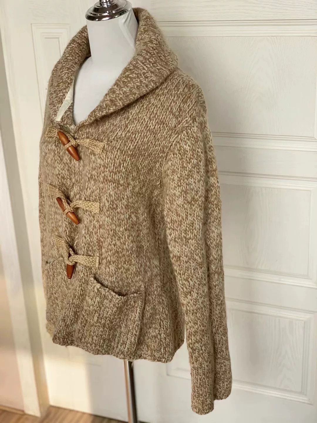 Ralph Lauren Ralph Lauren Vintage Wool Horn Button Cardigan Size US L / EU 52-54 / 3 - 3 Thumbnail