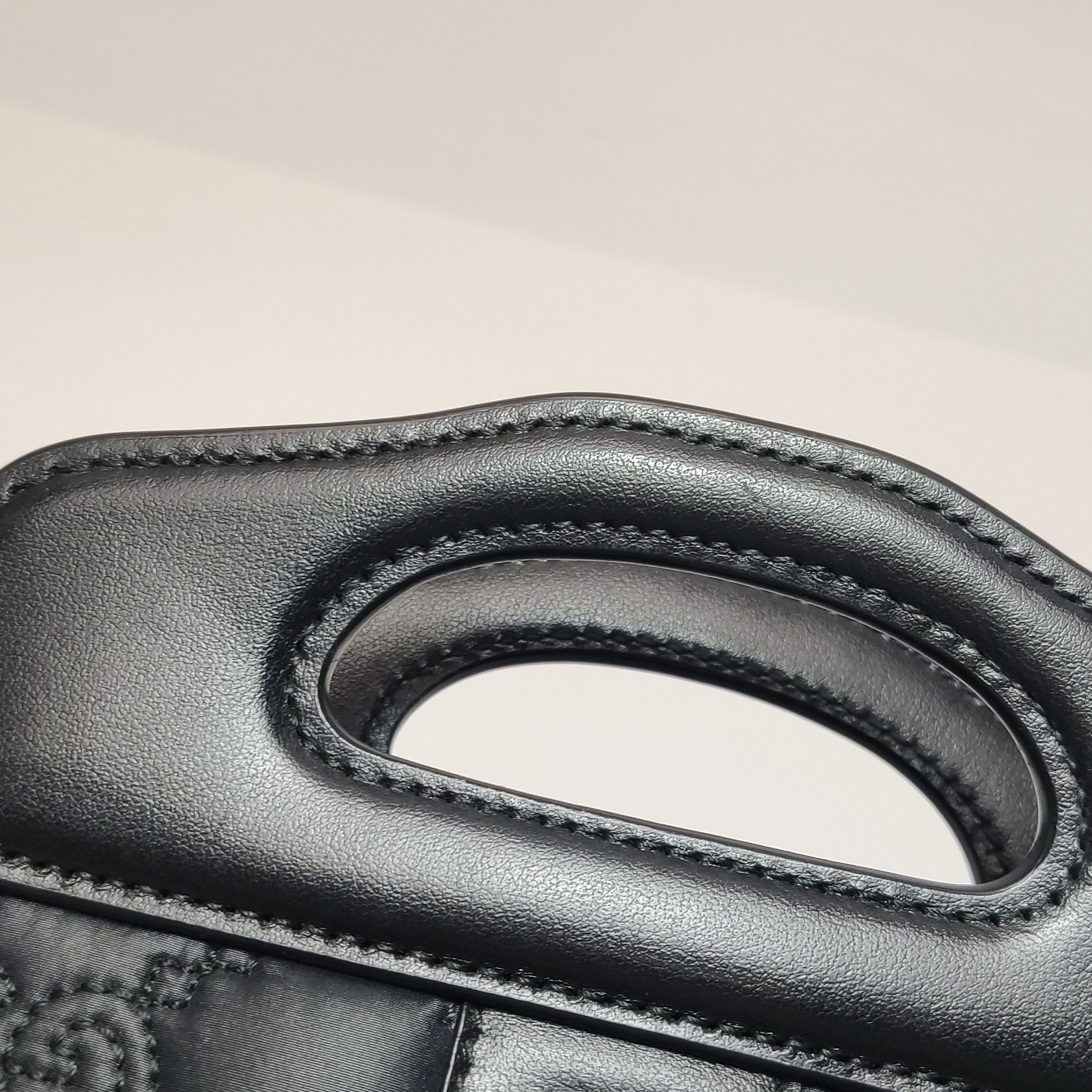 Gucci Gucci Women os Crossbody Bags Size ONE SIZE - 16 Thumbnail