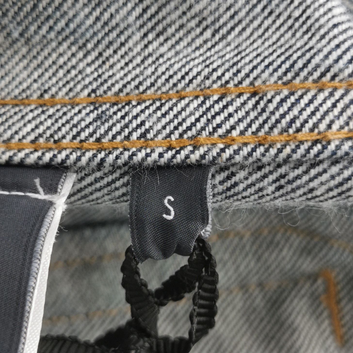 Celine Celine Rigid Indigo Denim Trucker Jacket Size S Size S / US 4 / IT 40 - 6 Thumbnail