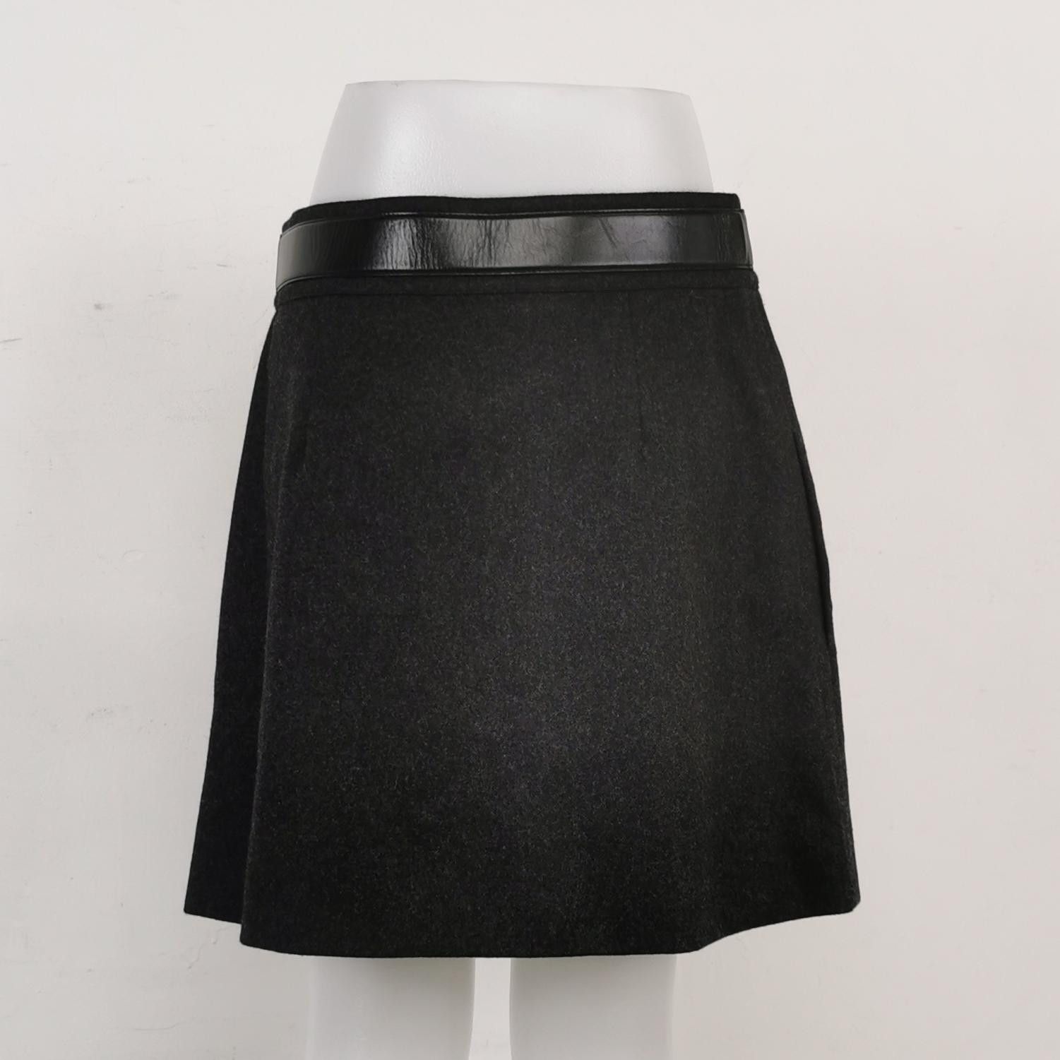 Celine Celine Triomphe Buckle Wool Mini Skirt Size 40 Size 27" / US 4 / IT 40 - 2 Thumbnail