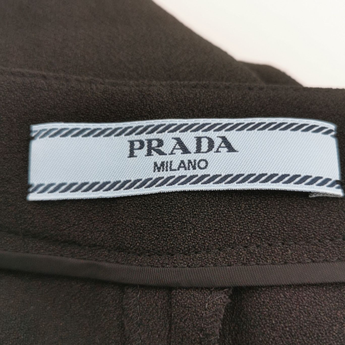 Prada Prada Gold Detail Trousers Size 42 Size 28" / US 6 / IT 42 - 5 Thumbnail
