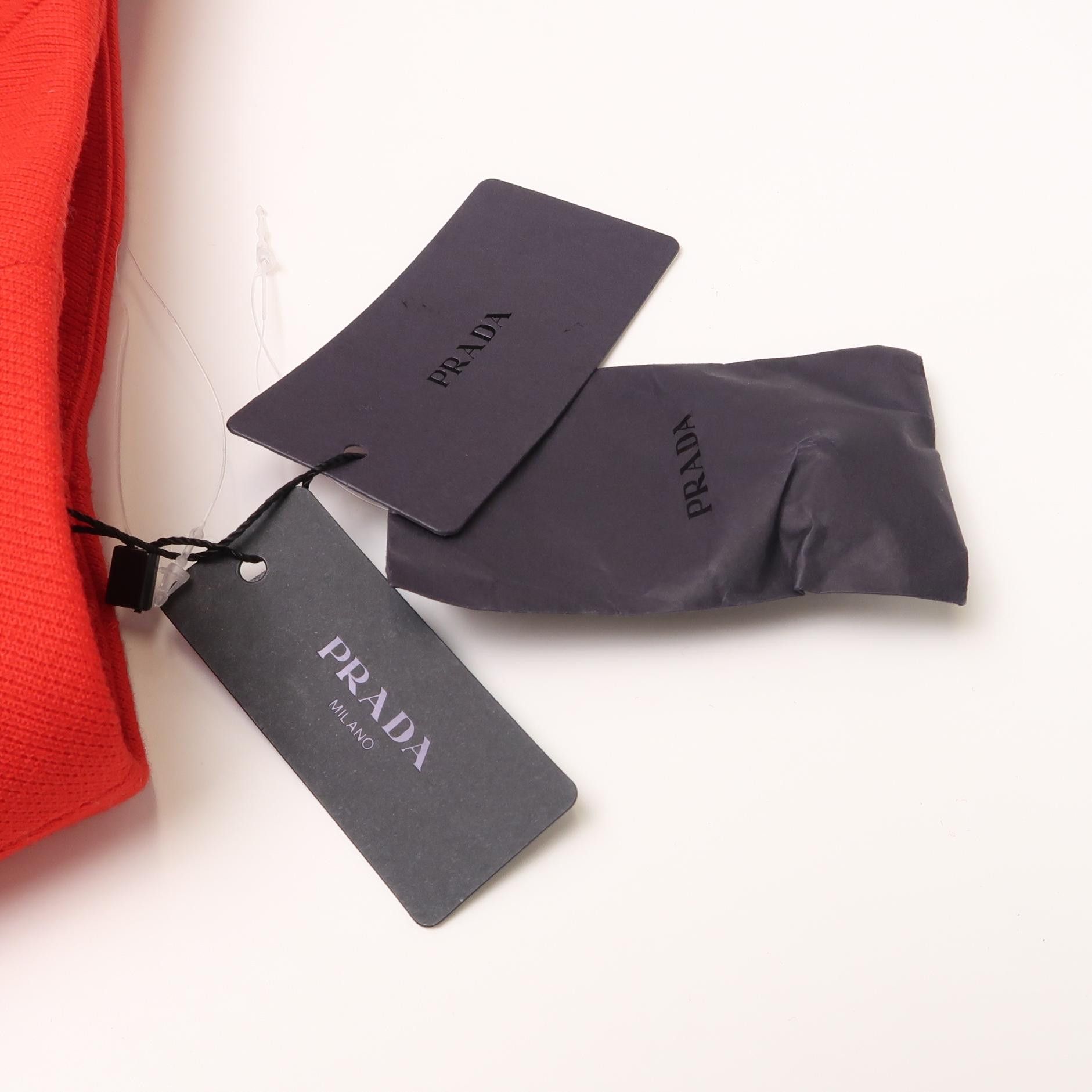 Prada Prada Red Black Wool Mini Skirt Size 38 Size 26" / US 2 / IT 38 - 3 Thumbnail