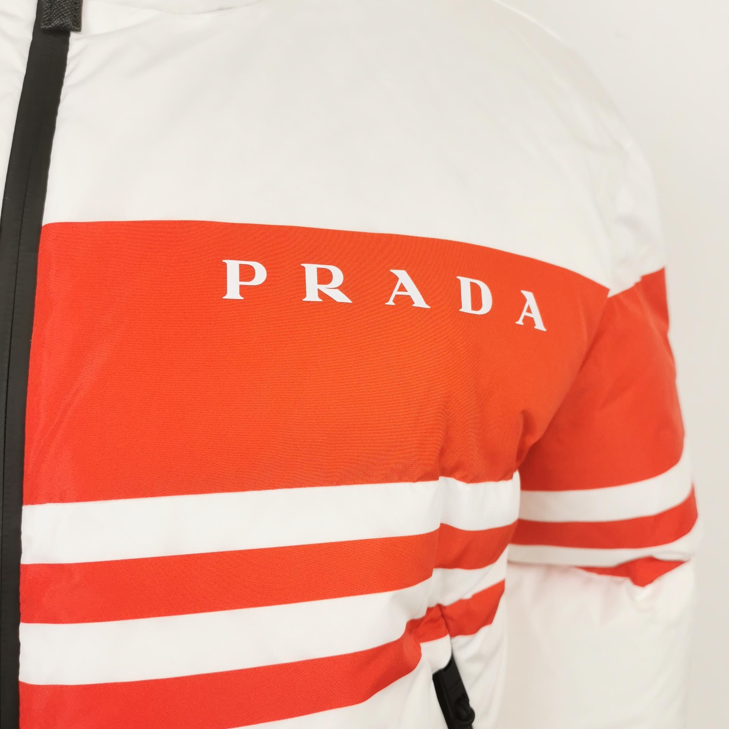 Prada Prada Logo Colorblock Down Jacket XS Size XS / US 0-2 / IT 36-38 - 3 Thumbnail