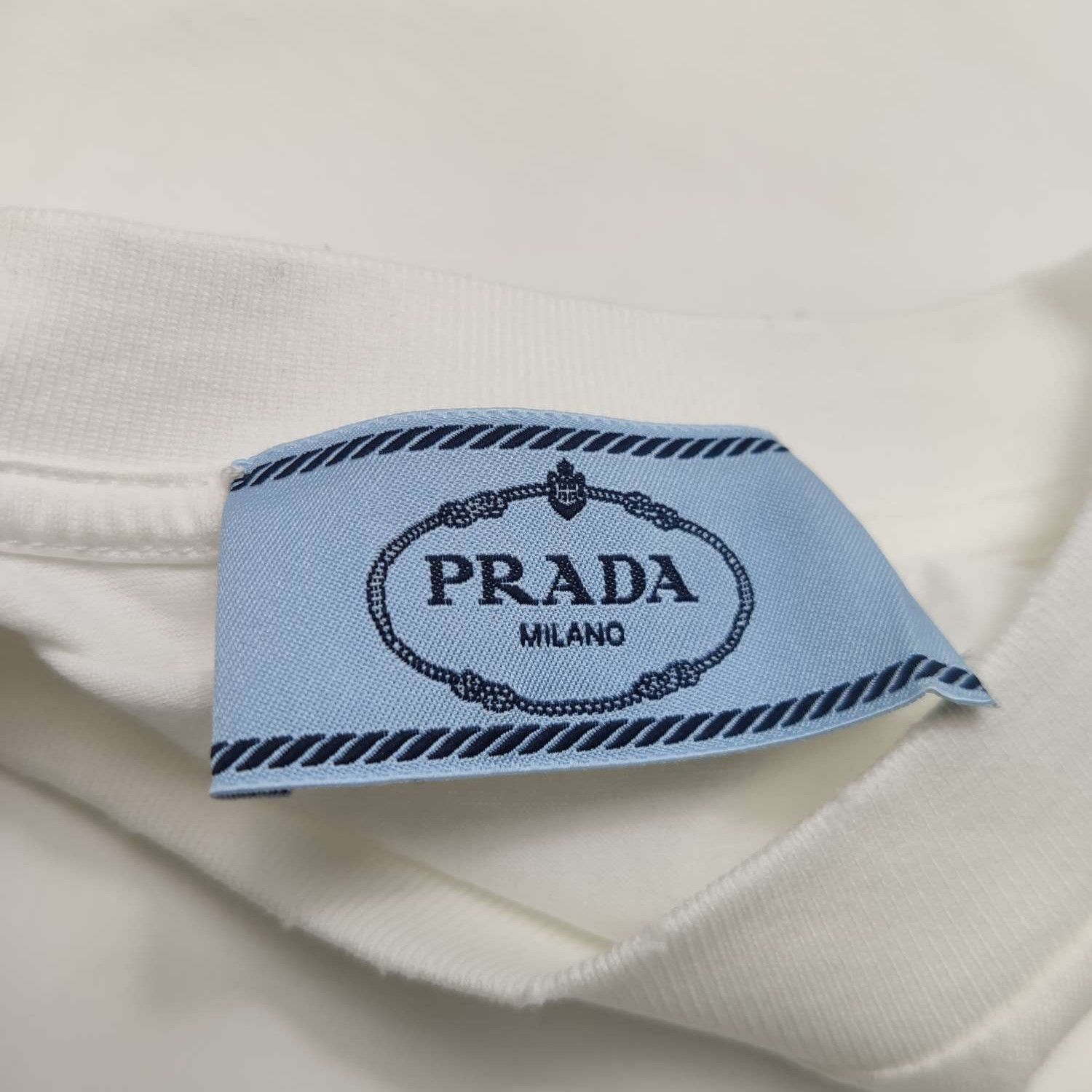 Prada Prada Sequin Triangle Logo T-Shirt Size M Size US M / EU 48-50 / 2 - 5 Thumbnail