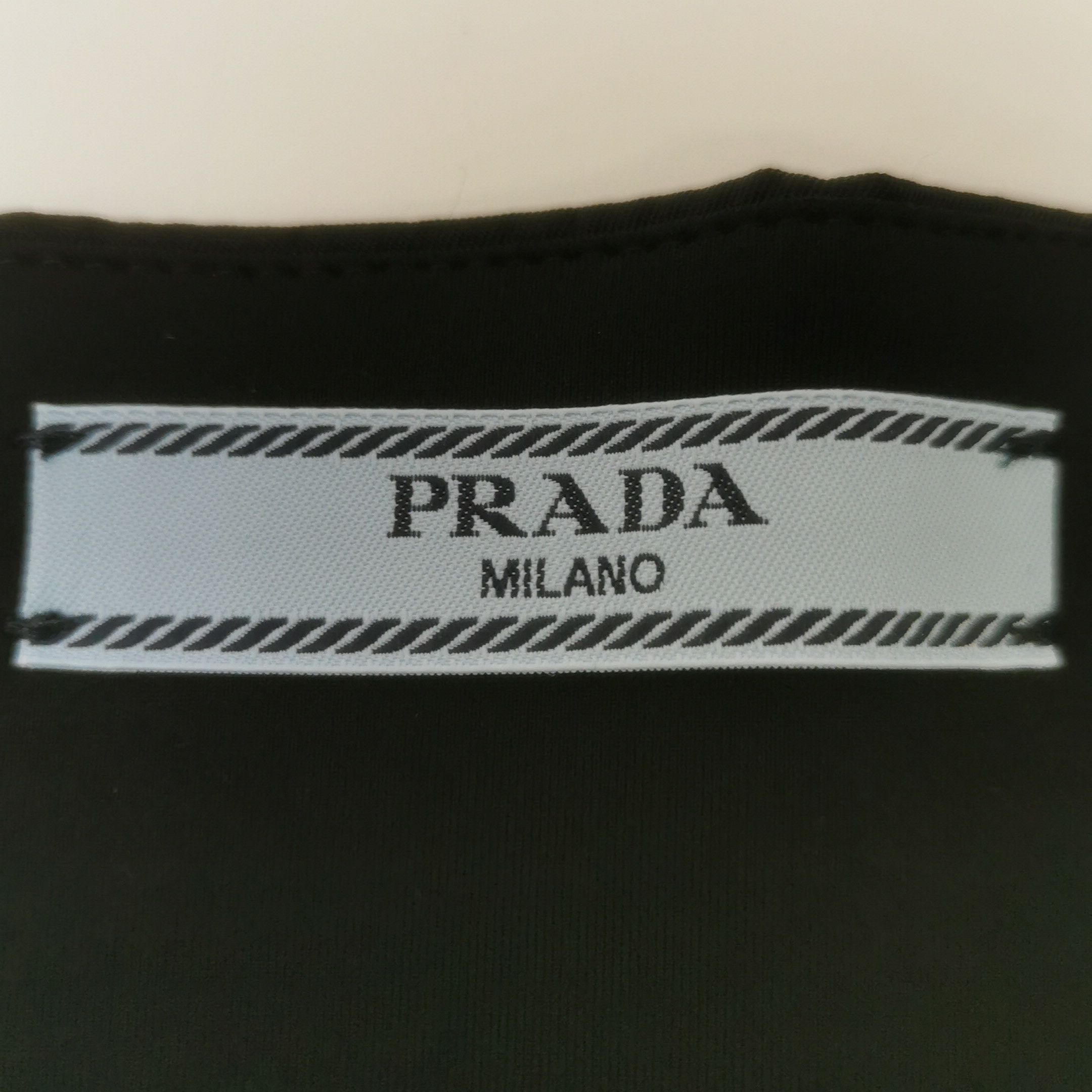 Prada Prada Triangle Logo Bandeau Top Size IT 40 Size S / US 4 / IT 40 - 6 Thumbnail