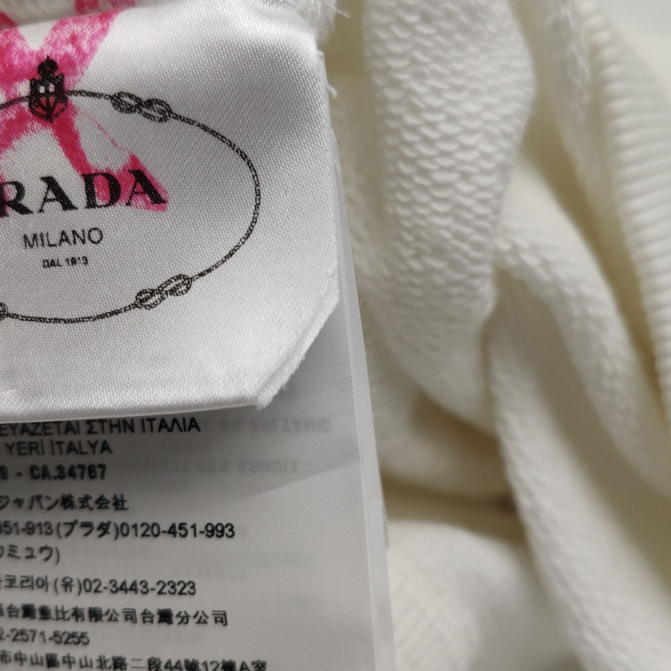 Prada Prada Contrast Collar Sweatshirt XS Size XS / US 0-2 / IT 36-38 - 11 Thumbnail