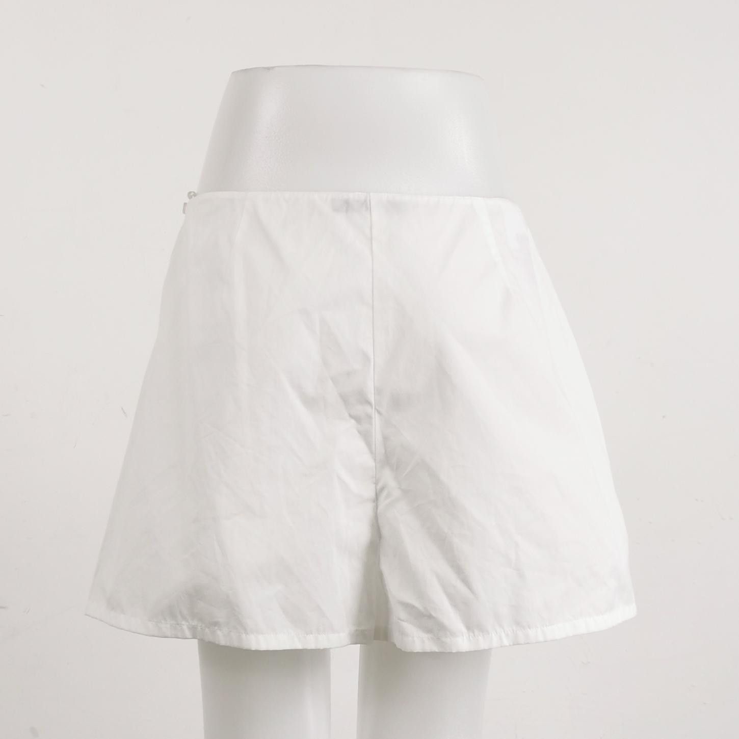 Prada Prada Eyelet Cotton Shorts Size IT 42 Size 28" / US 6 / IT 42 - 4 Thumbnail