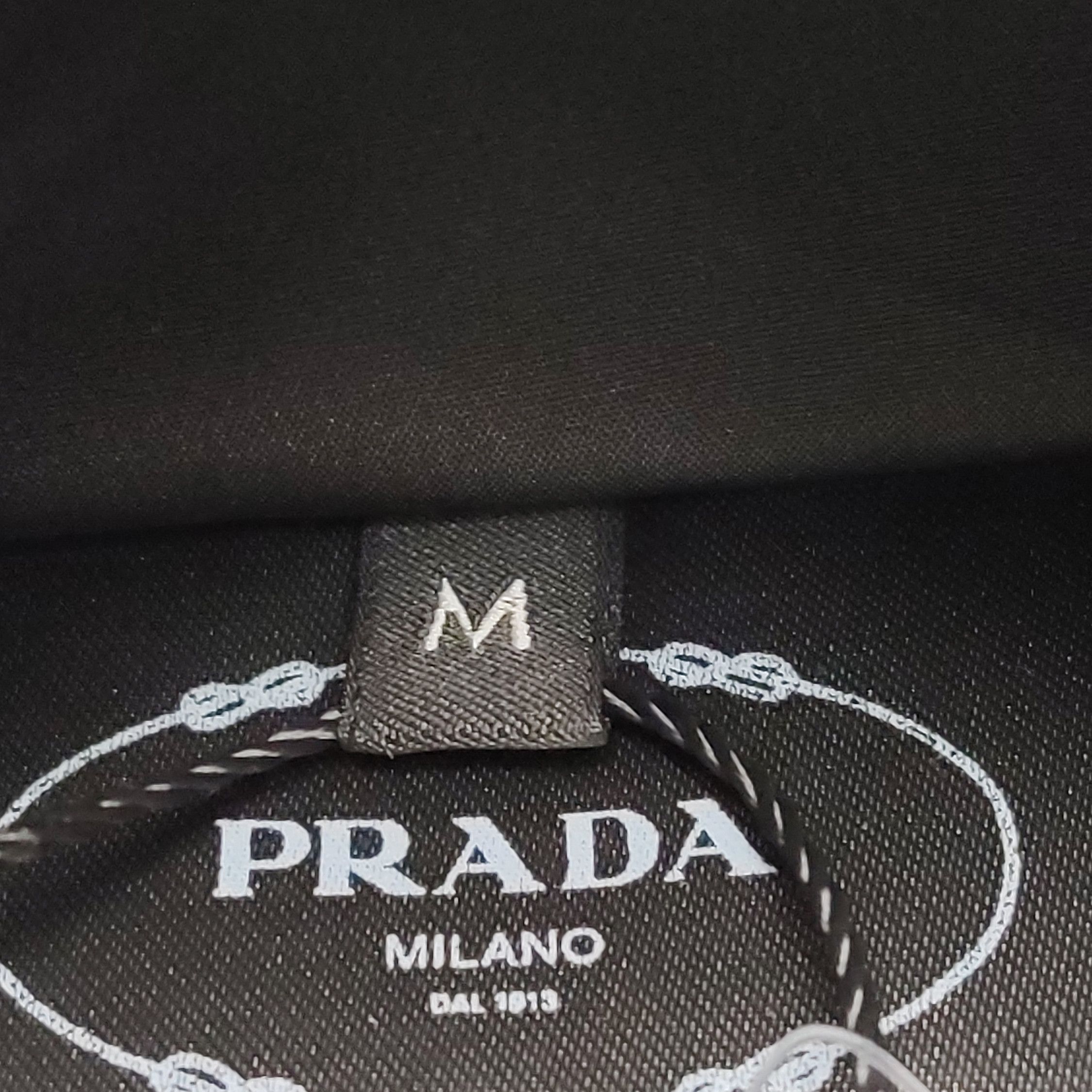 Prada Prada Nylon Logo Vest Size M Size US M / EU 48-50 / 2 - 6 Thumbnail
