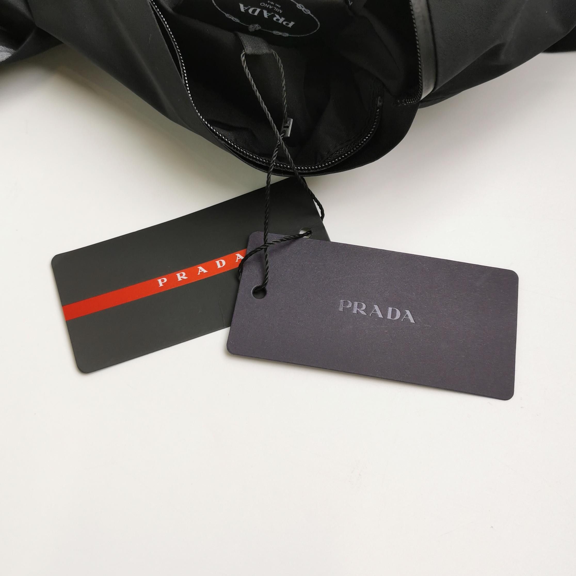 Prada Prada Nylon Logo Vest Size M Size US M / EU 48-50 / 2 - 4 Thumbnail