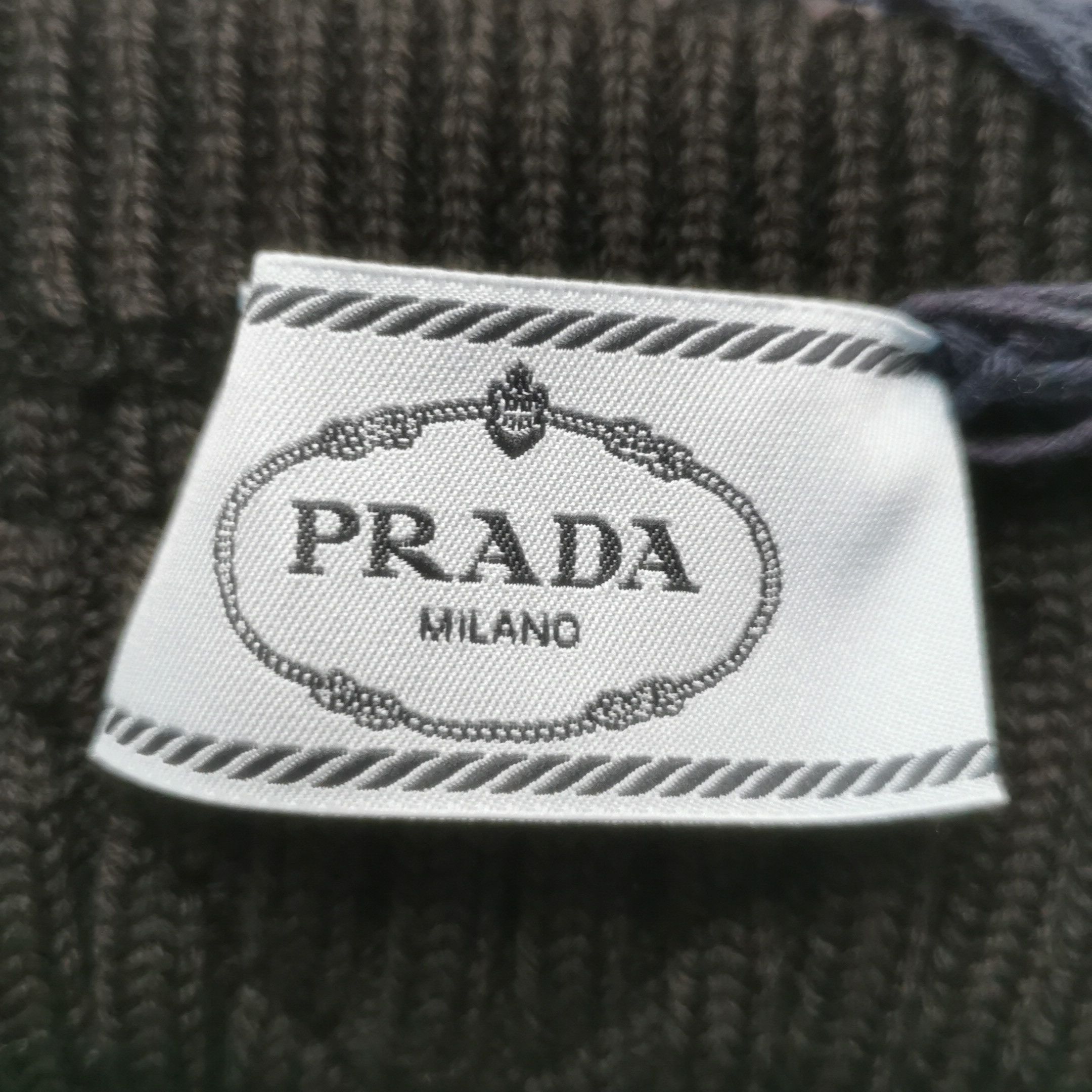 Prada Prada Ribbed Knit Tank Top Size IT 42 Size M / US 6-8 / IT 42-44 - 5 Thumbnail