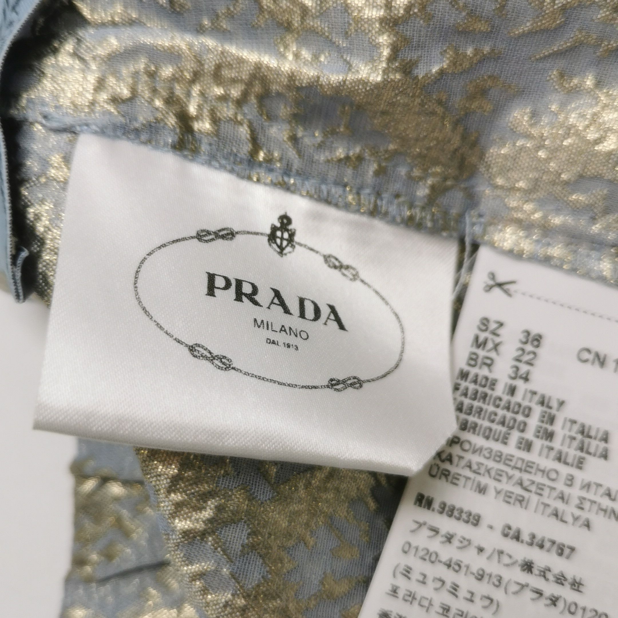Prada Prada Cloquet Lamé Shorts Size 36 Size 25" / US 0 / IT 36 - 7 Thumbnail