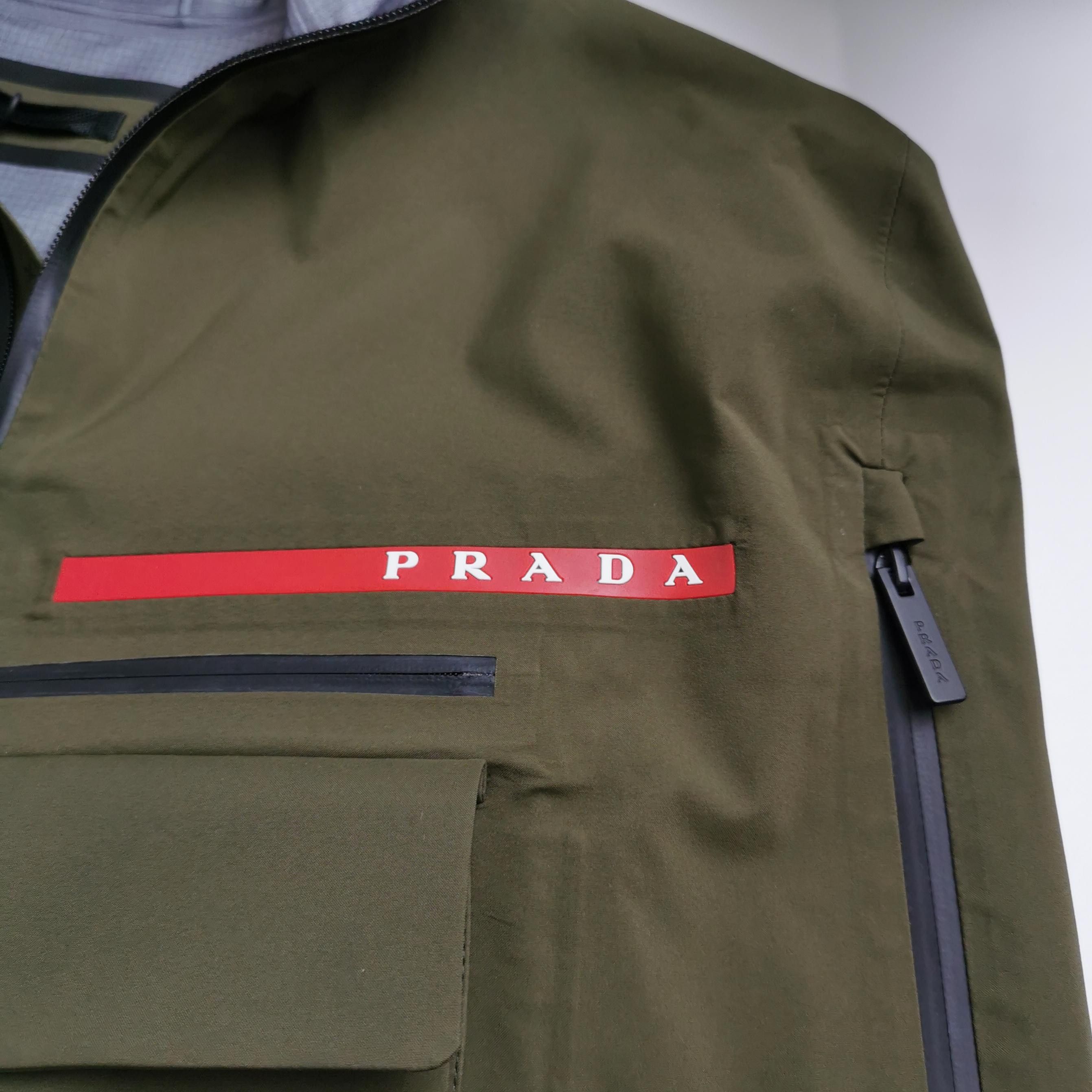 Prada Prada Logo Hooded Cloak Size S Size US S / EU 44-46 / 1 - 3 Thumbnail