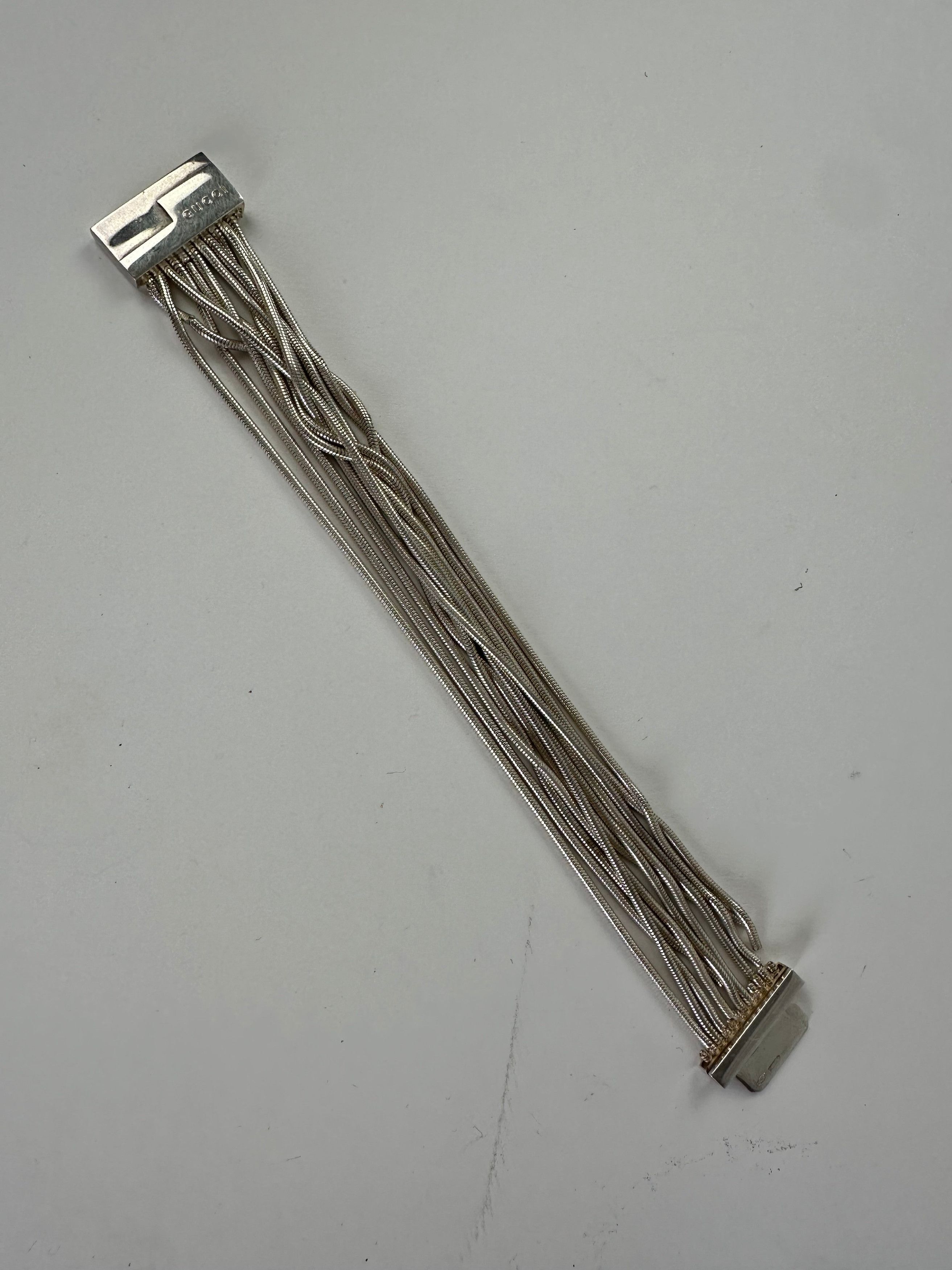Gucci Vintage Logo Engraved Bracelet Silver Metal Size ONE SIZE - 3 Thumbnail