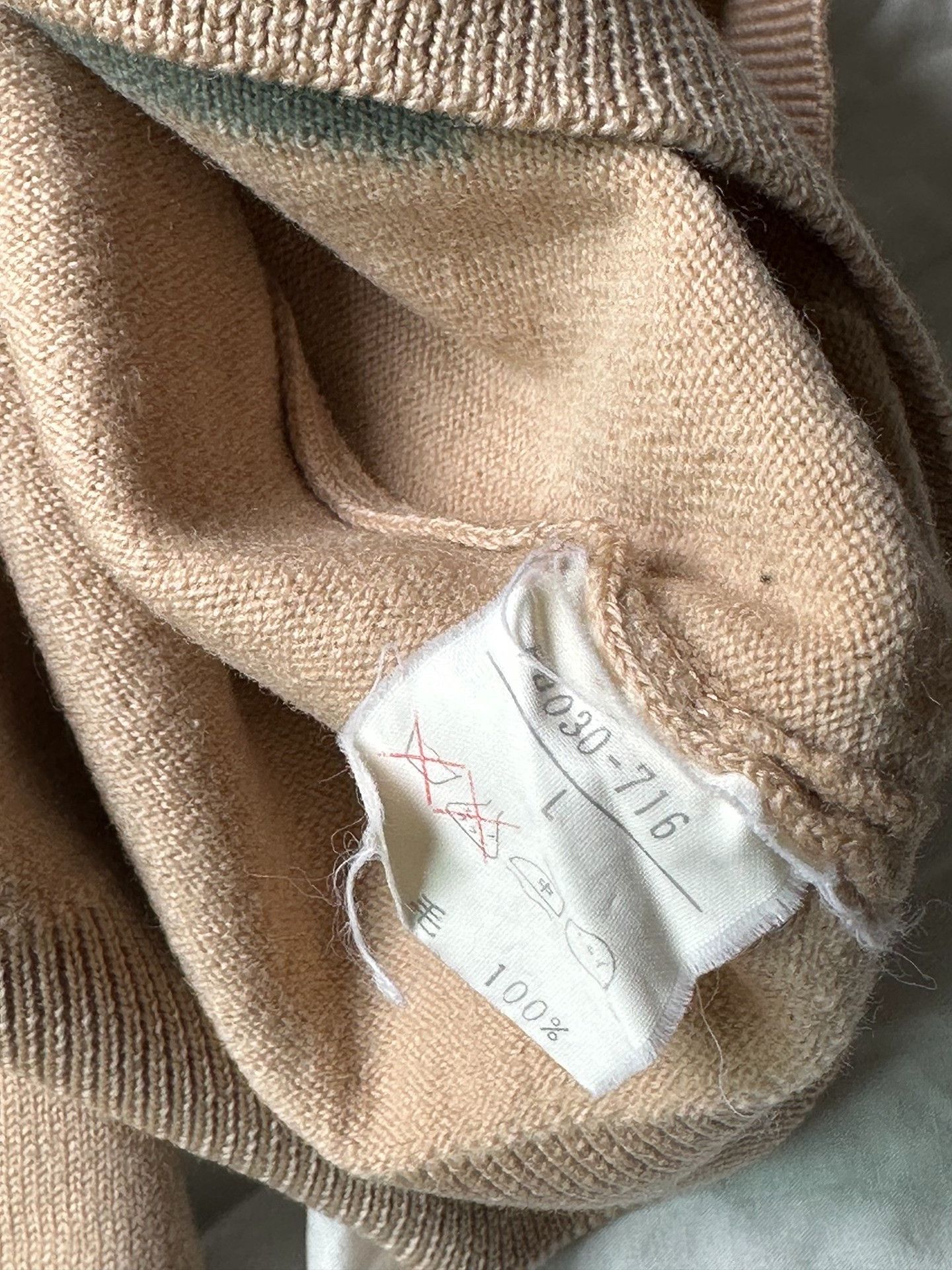 Burberry Burberry Vintage Wool Sweater Size L / US 10 / IT 46 - 4 Thumbnail