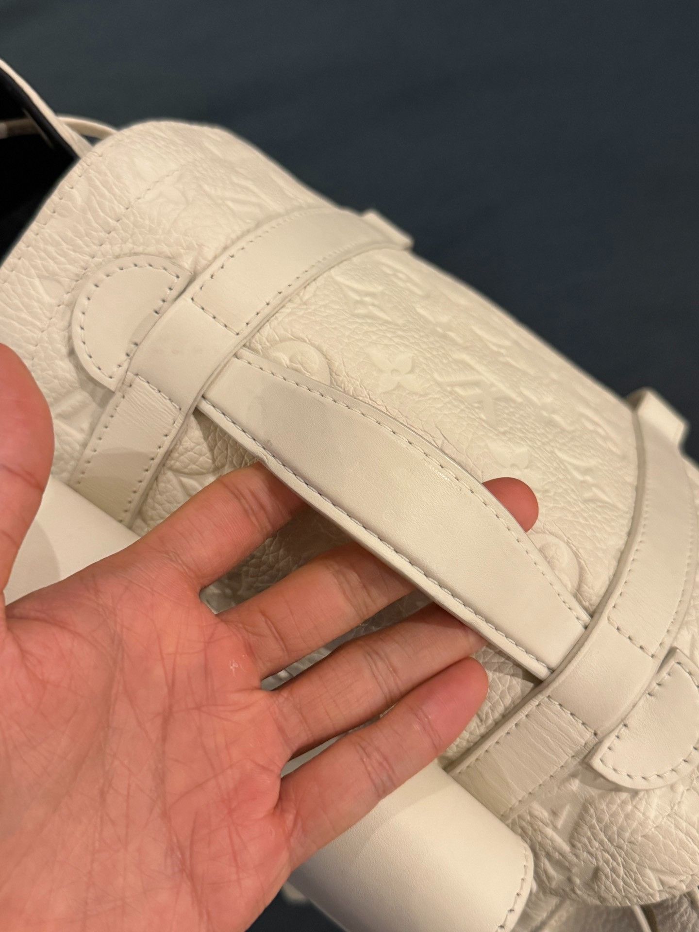 Louis Vuitton LV Christopher Embossed White Backpack Size ONE SIZE - 7 Thumbnail