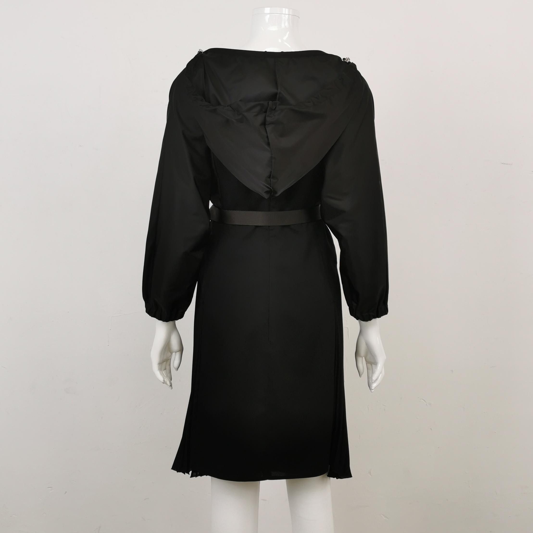 Prada Prada Re-Nylon Hooded Belted Dress Size 40 Size S / US 4 / IT 40 - 2 Thumbnail