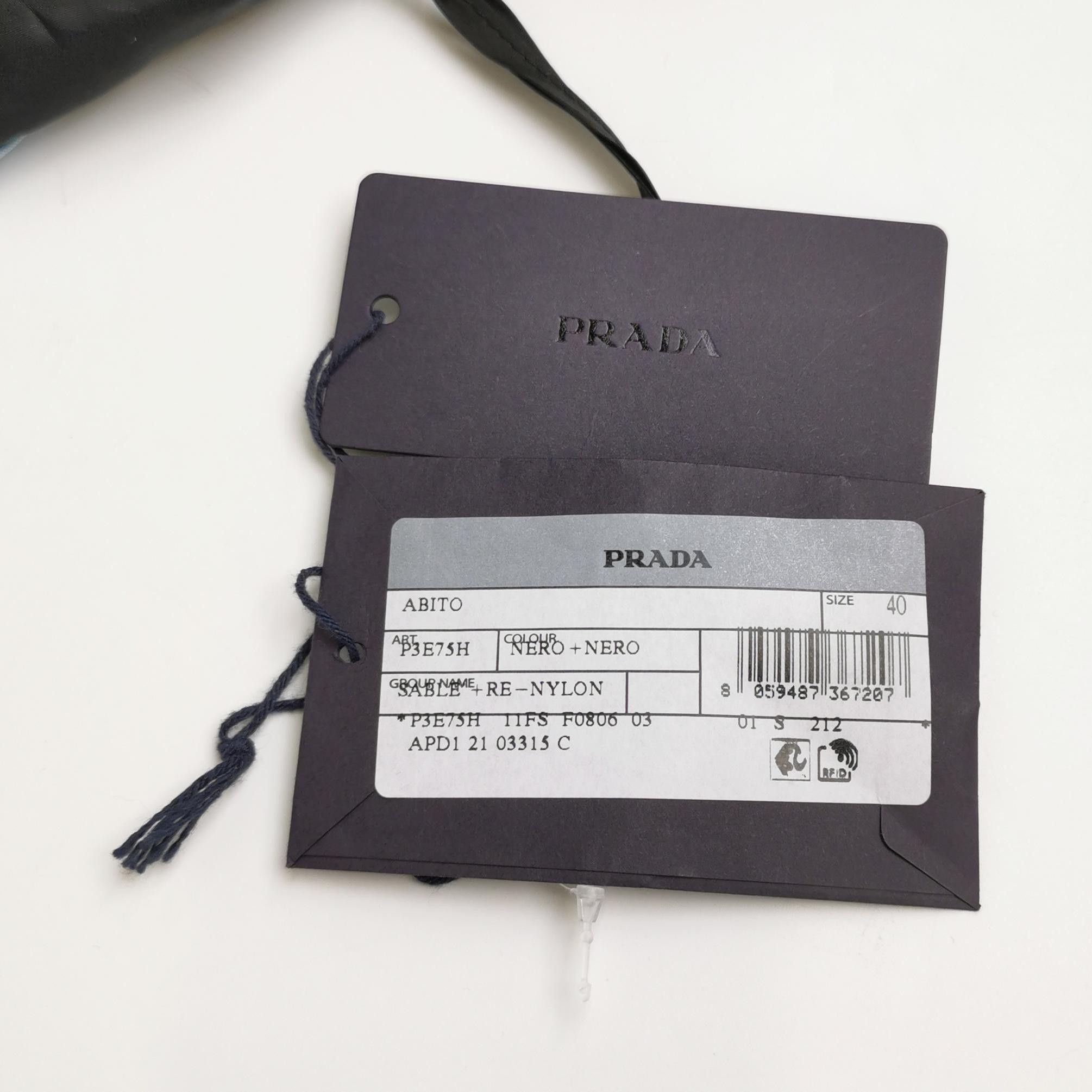 Prada Prada Re-Nylon Hooded Belted Dress Size 40 Size S / US 4 / IT 40 - 4 Thumbnail