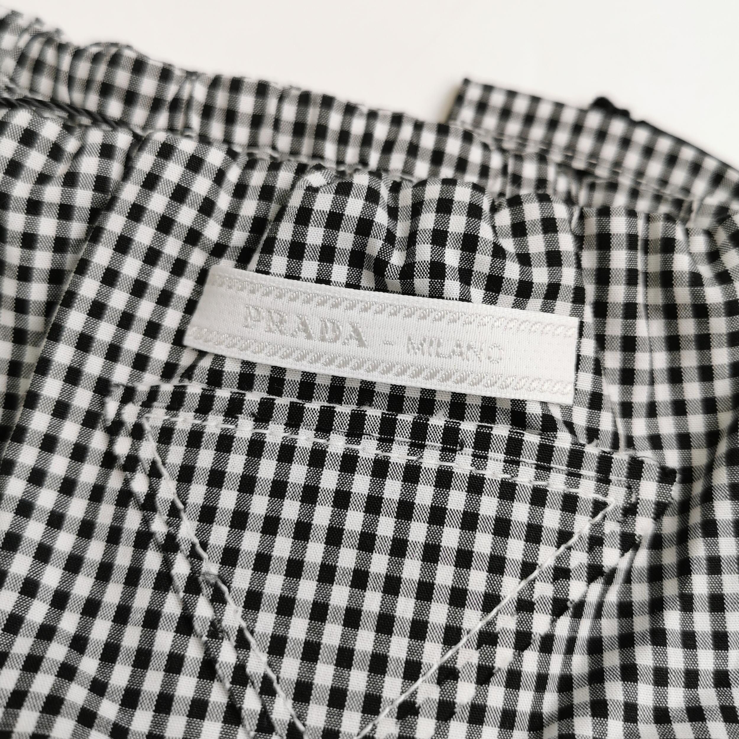 Prada Prada Gingham Logo Tube Crop Top Size 38 Size XS / US 0-2 / IT 36-38 - 3 Thumbnail