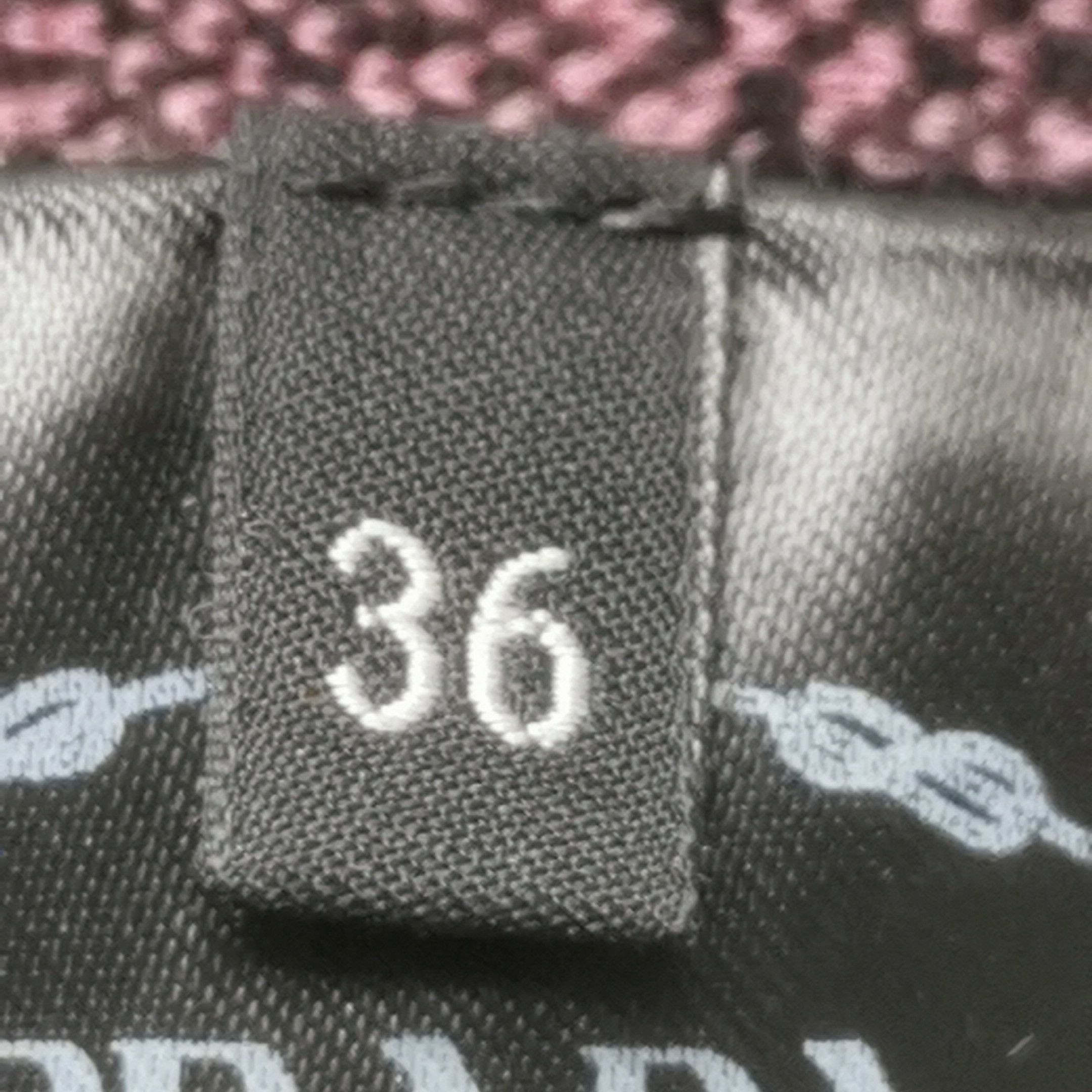 Prada Prada Patterned Wool Blend Turtleneck Sweater Size IT 36 Size XS / US 0-2 / IT 36-38 - 6 Thumbnail