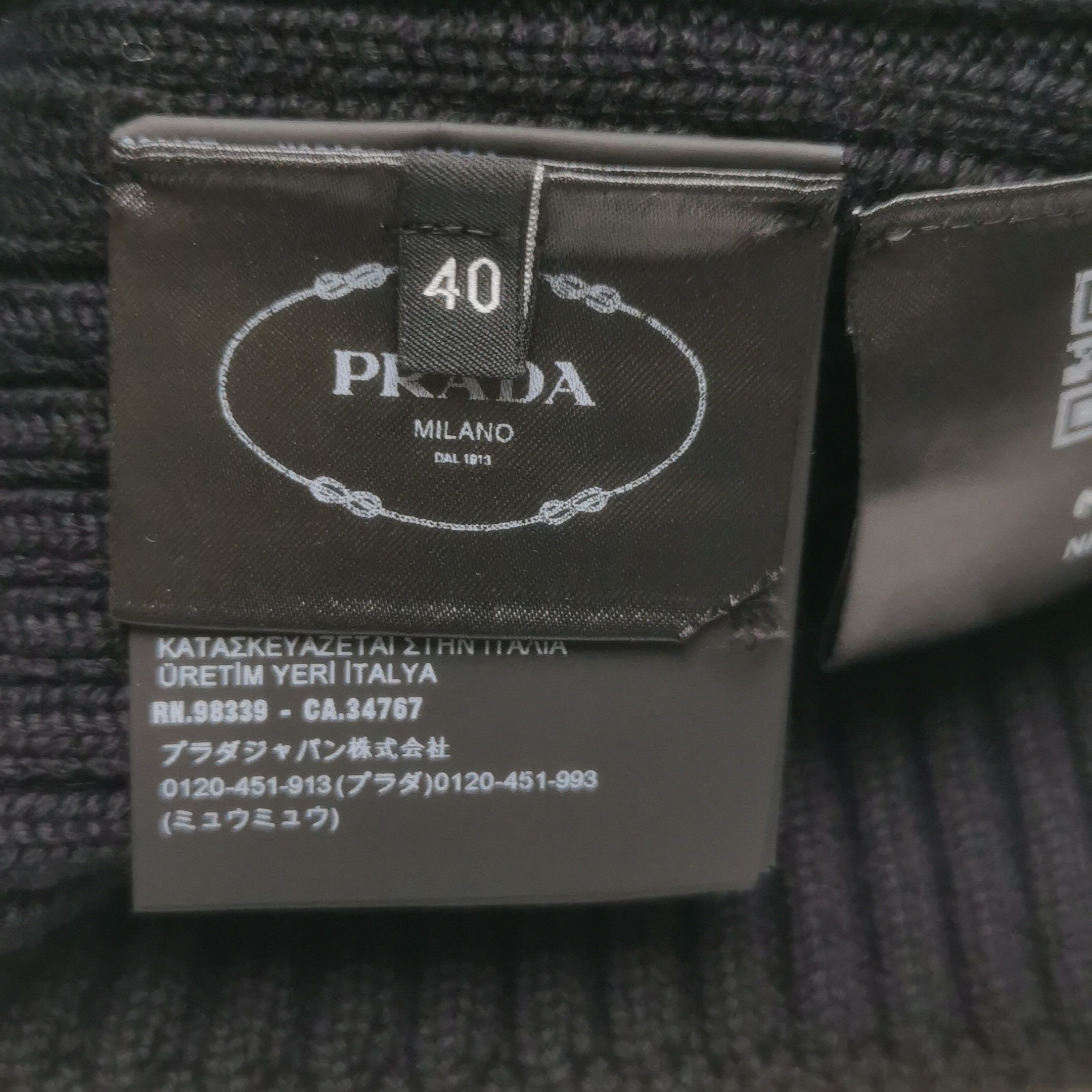 Prada Prada Logo Ribbed Wool Tank Top Size 40 Size S / US 4 / IT 40 - 10 Thumbnail