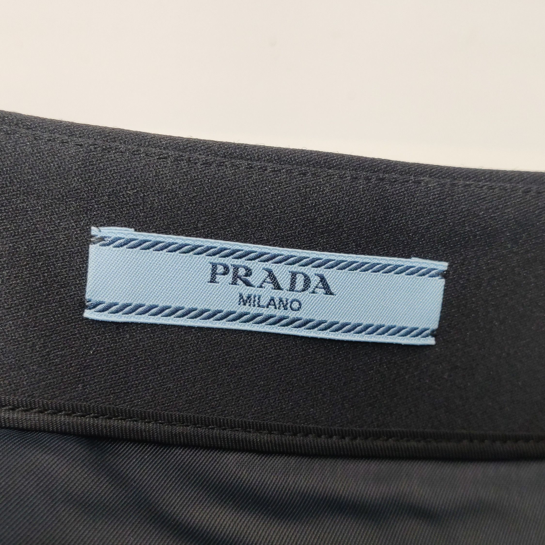 Prada Prada Black Skirt Size 40 Size 27" / US 4 / IT 40 - 5 Thumbnail
