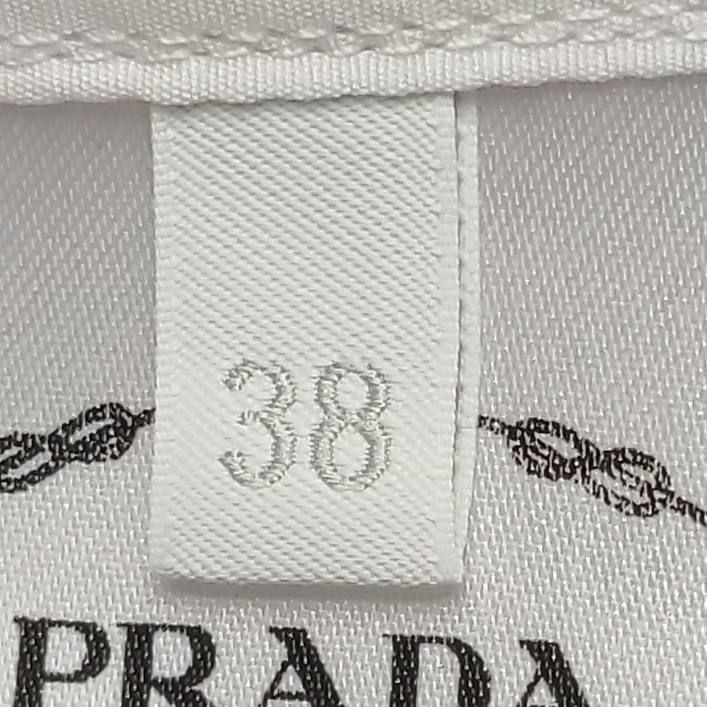 Prada Prada Cotton Long Sleeve Button Up Shirt Size S Size US S / EU 44-46 / 1 - 5 Thumbnail