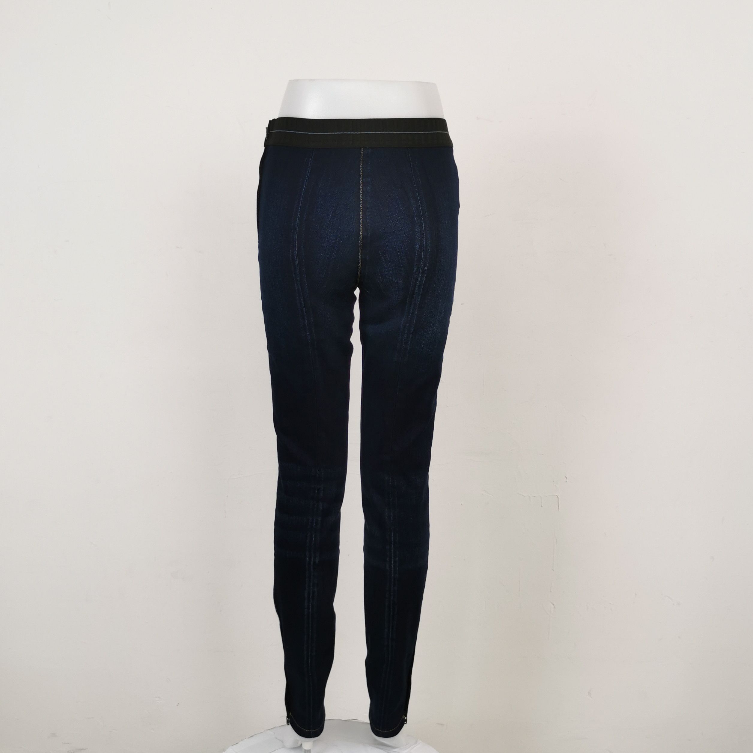 Prada Prada Logo Waistband Leggings Size 36 Size 25" / US 0 / IT 36 - 2 Thumbnail